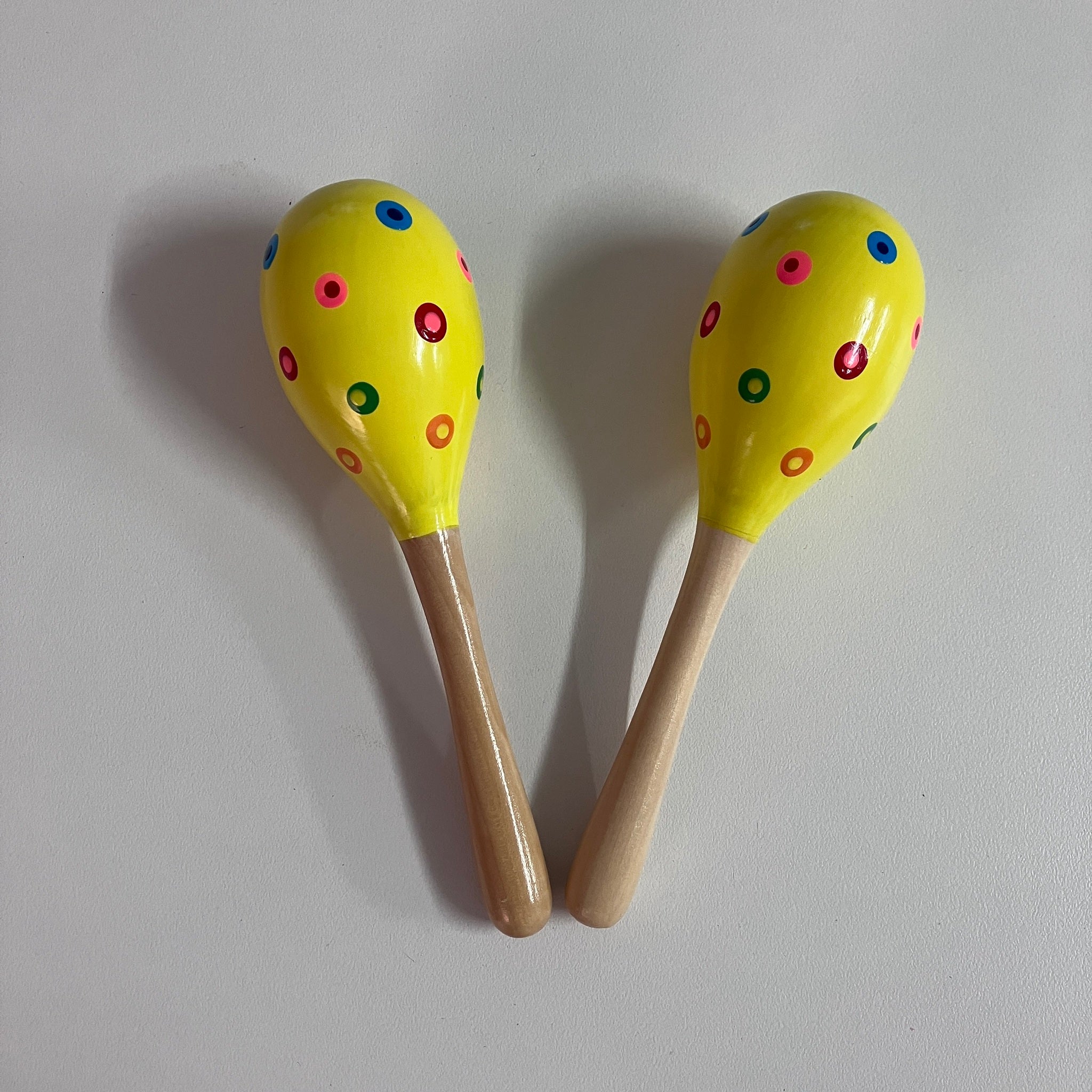Wooden Maracas - 19cm - Yellow Dot
