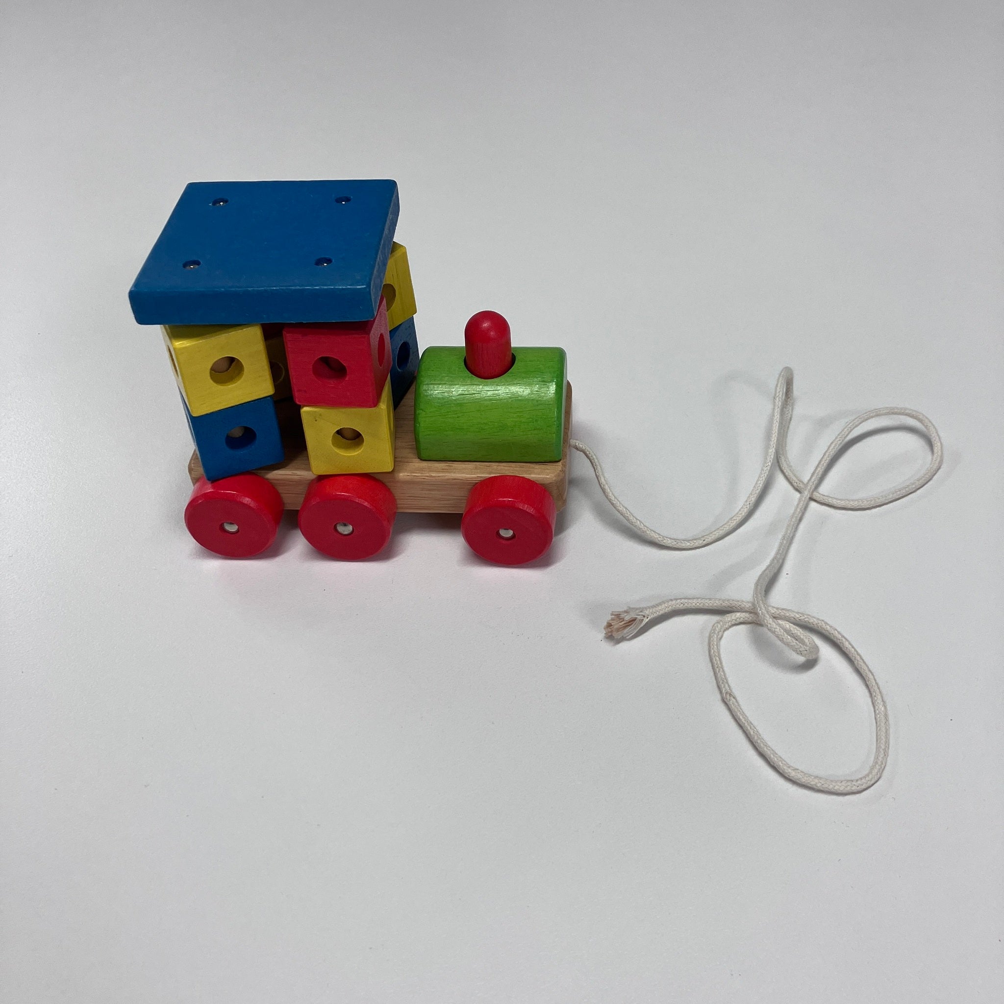 Wooden Pull Along Spin Block Engine
