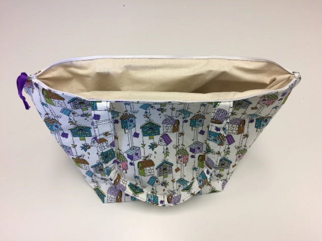 Large Tote Bag with Zip - Bird Houses