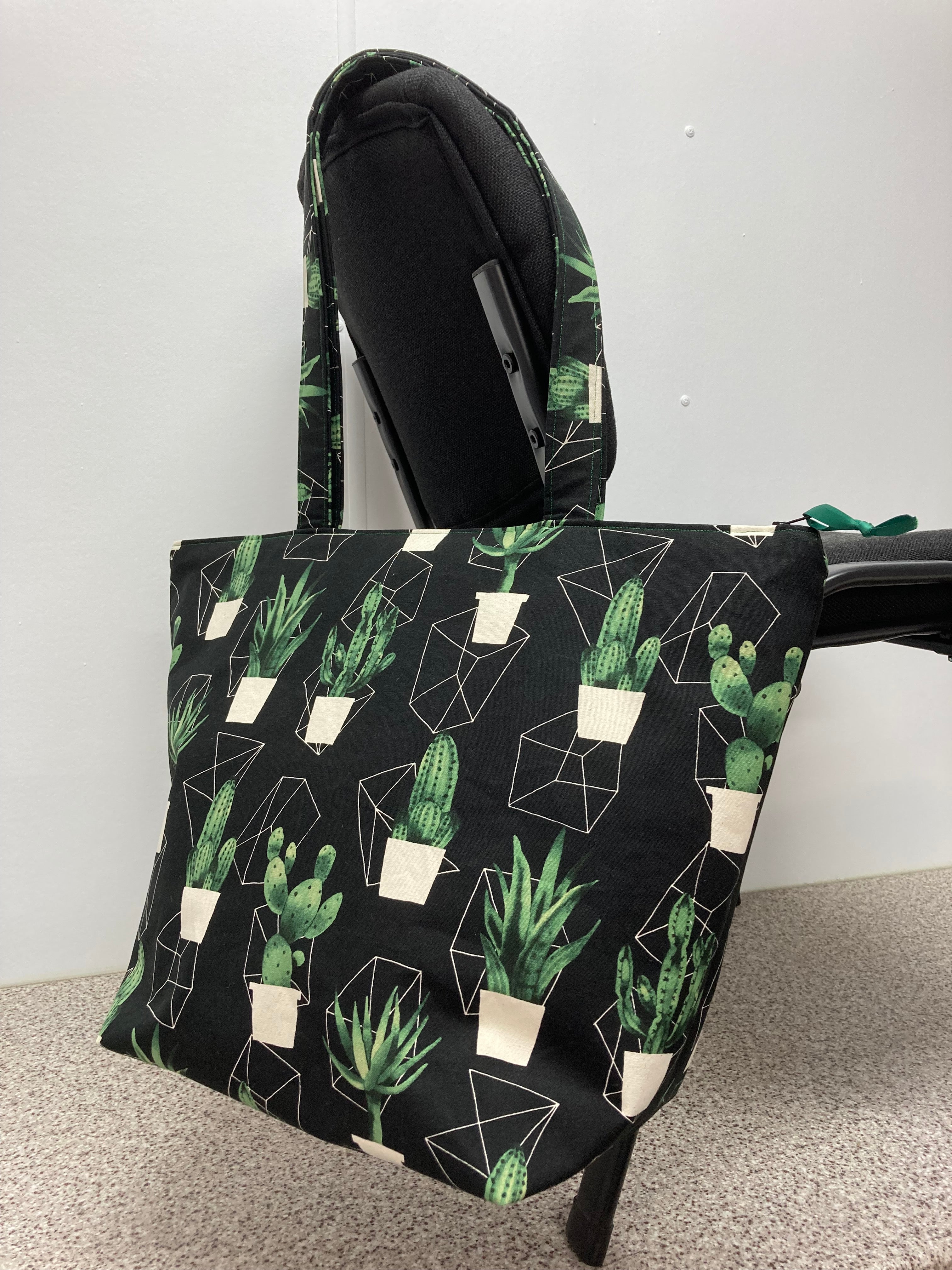 Large Tote Bag with Zip - Cactus