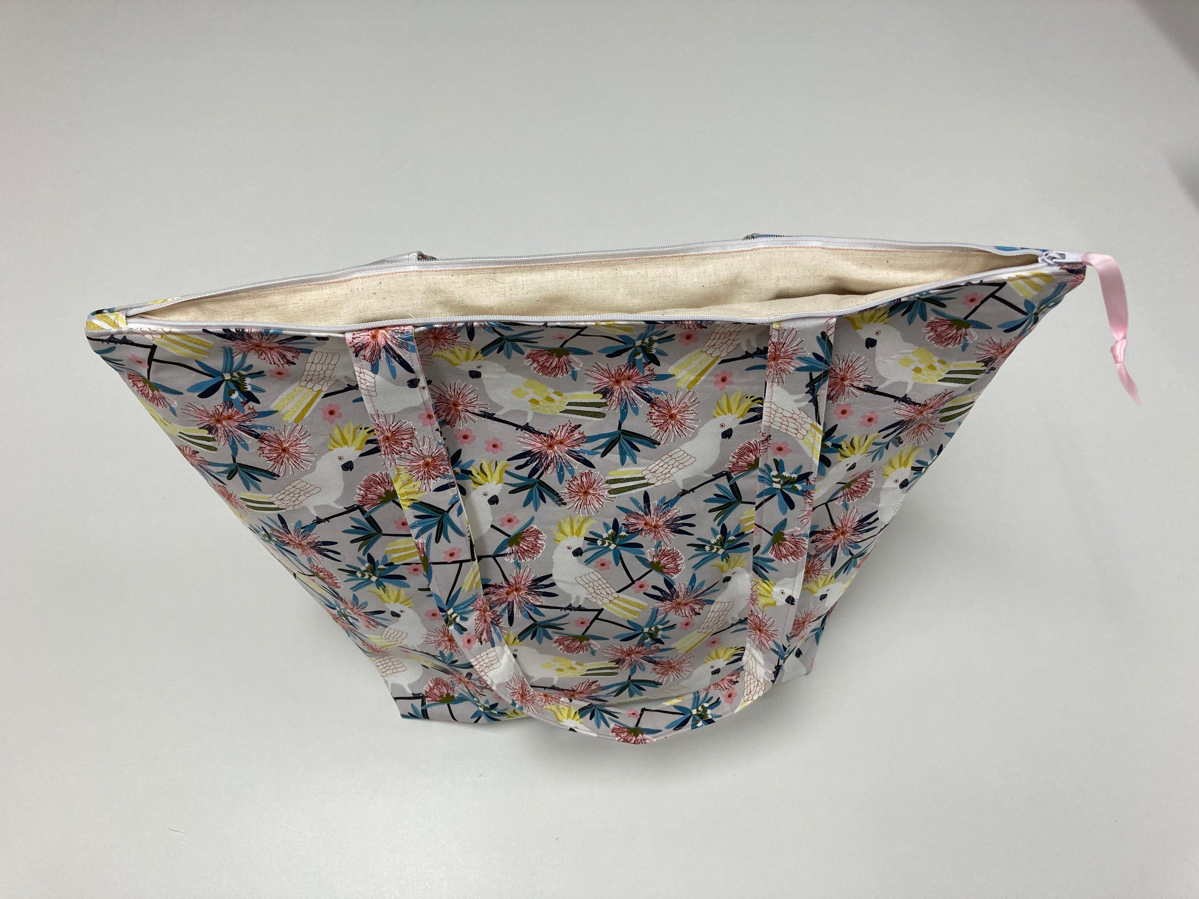 Large Tote Bag with Zip - White Cockatoo