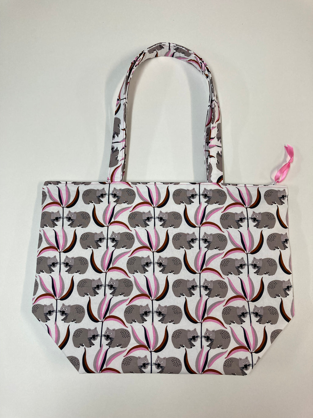 Large Tote Bag with Zip - Wombat