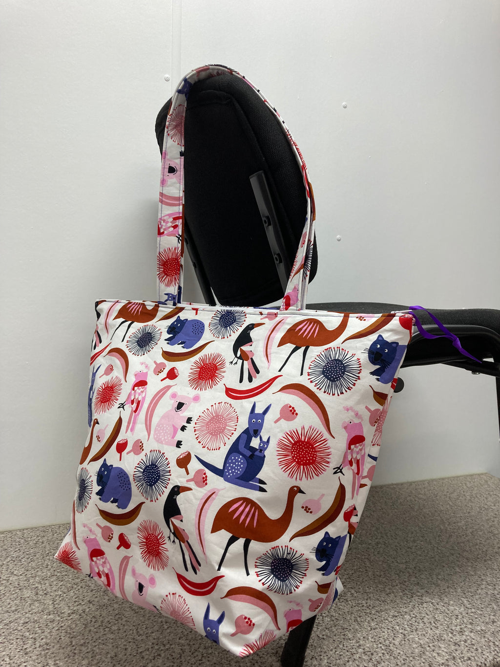 Large Tote Bag with Zip - Australian Animals on White