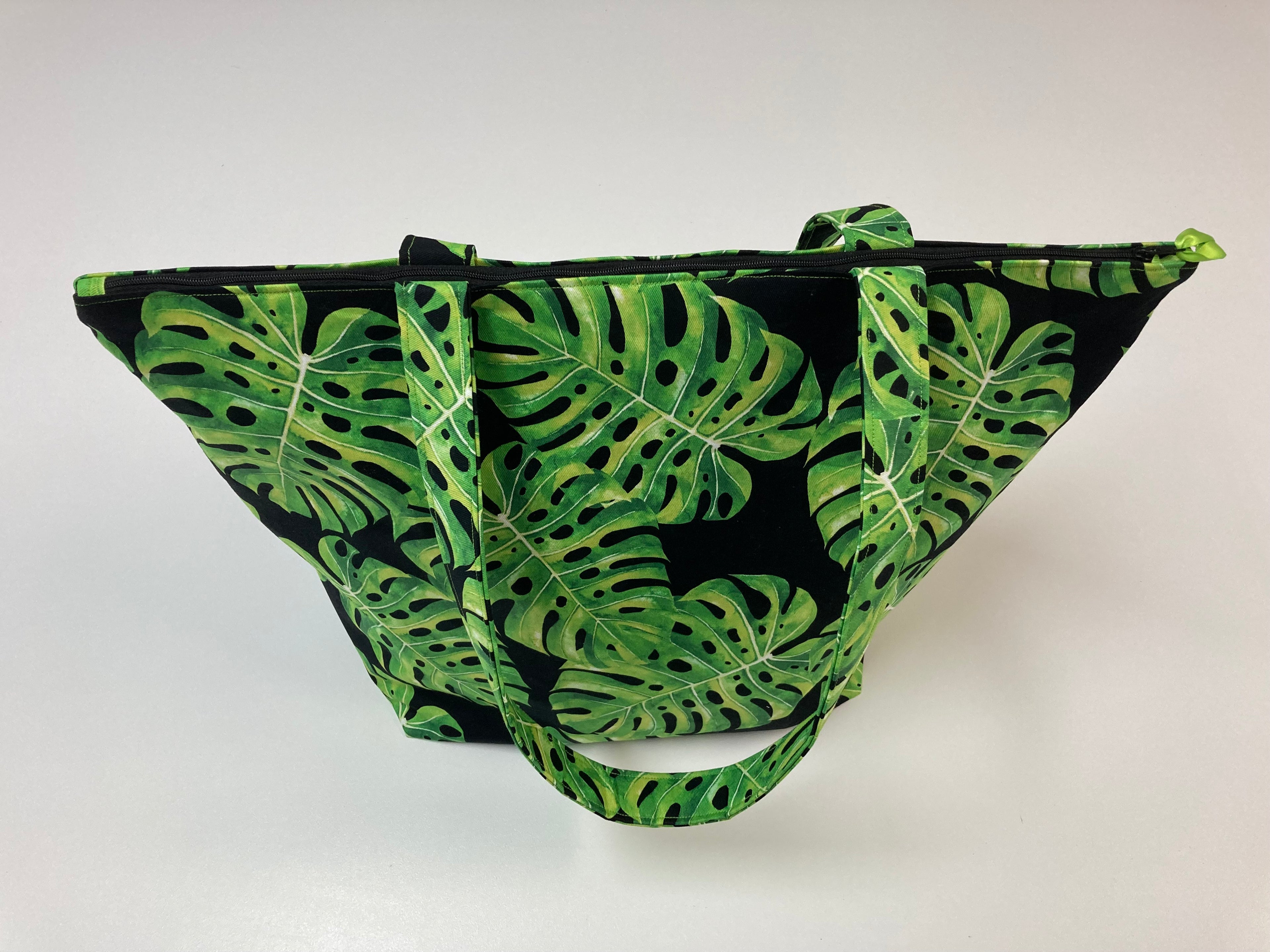 Large Tote Bag with Zip - Leaves on Black