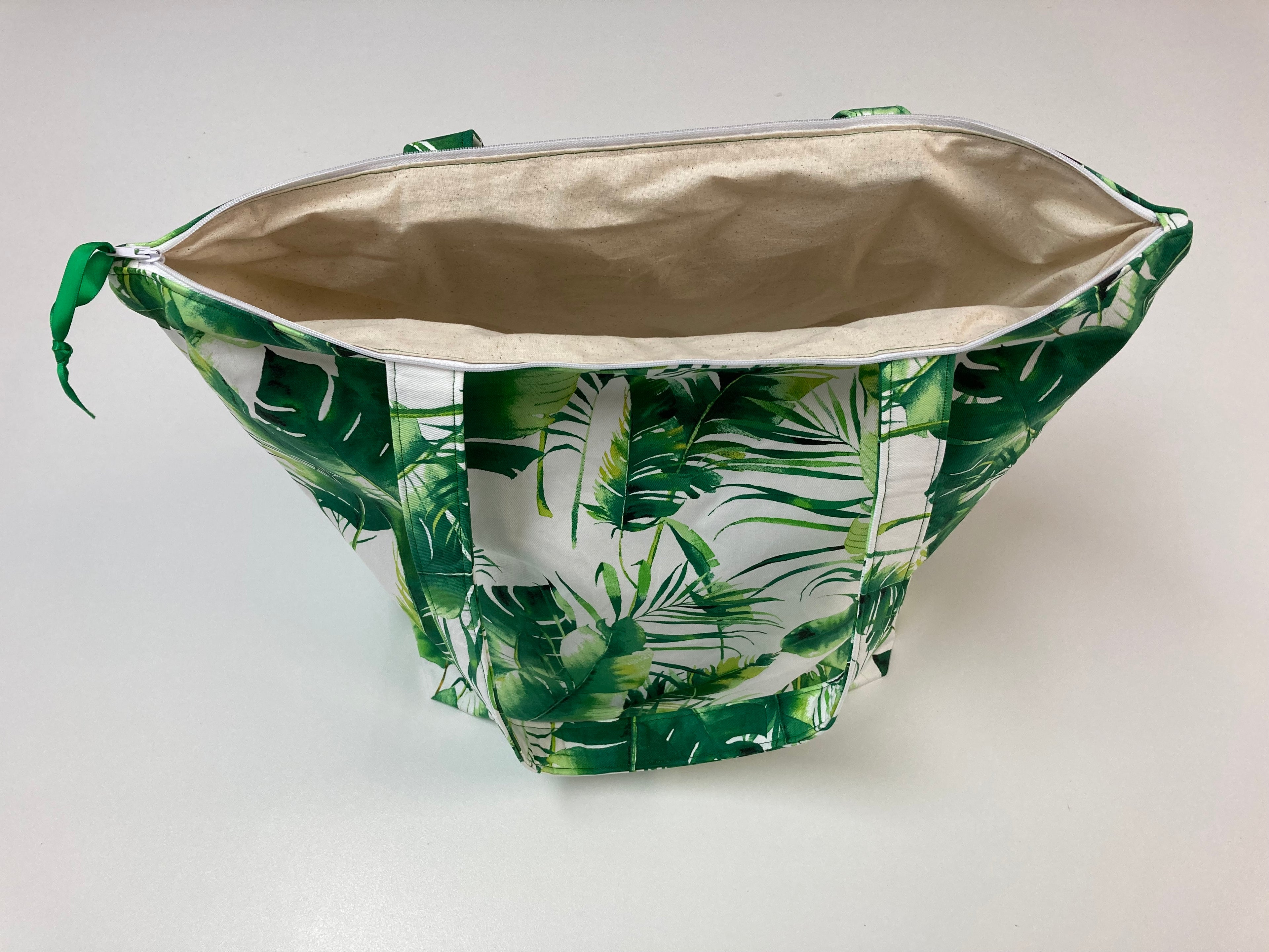 Large Tote Bag with Zip - Tropical Leaves on White
