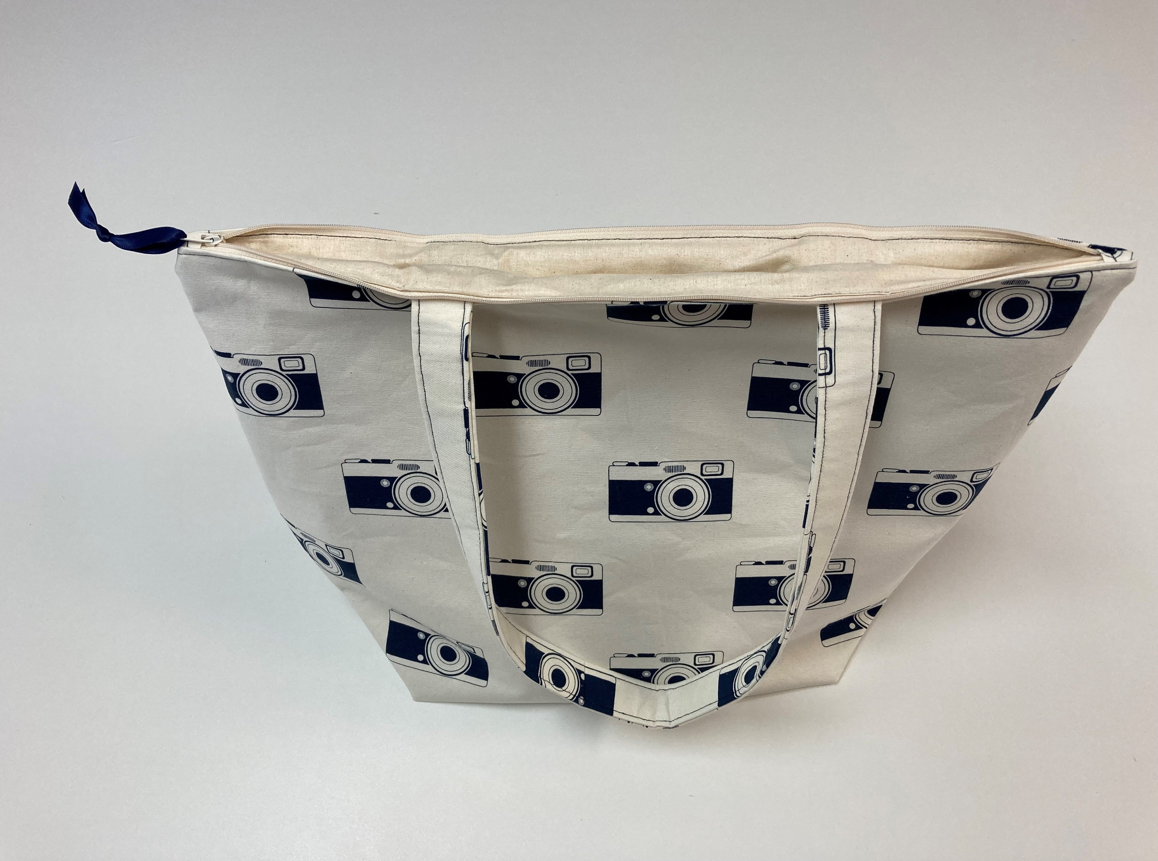 Large Tote Bag with Zip - Cameras