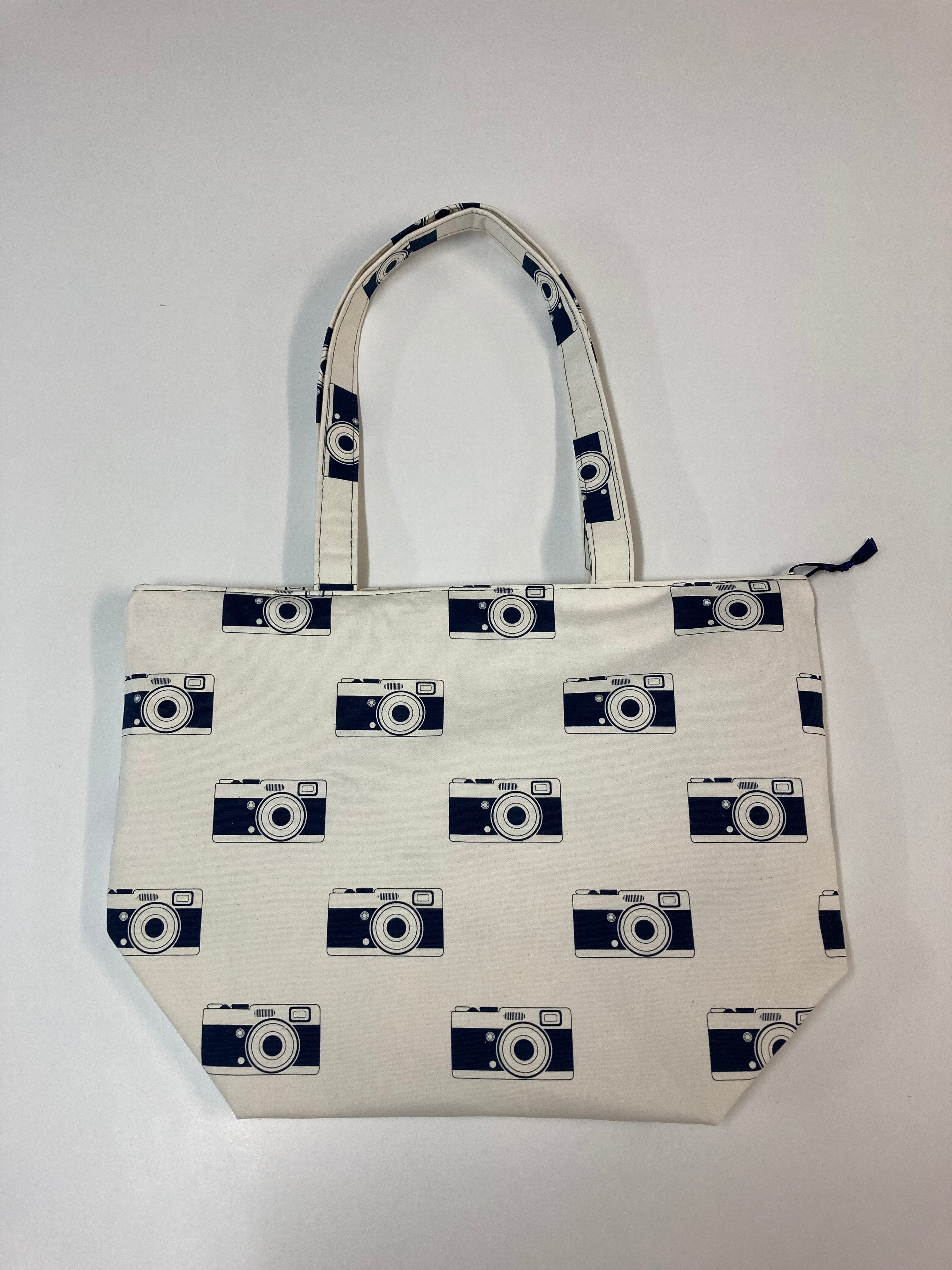 Large Tote Bag with Zip - Cameras