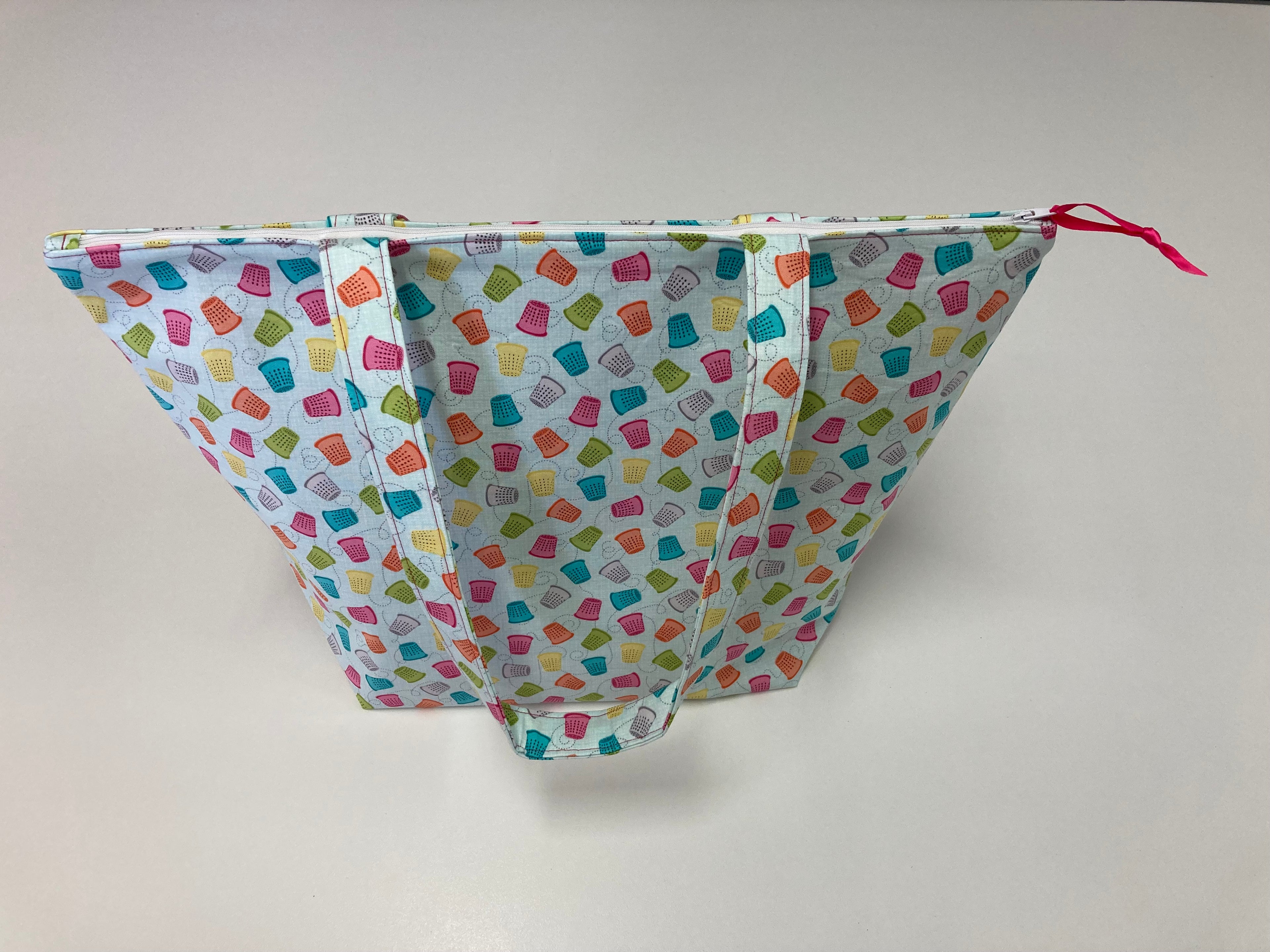 Large Tote Bag with Zip - Thimbles