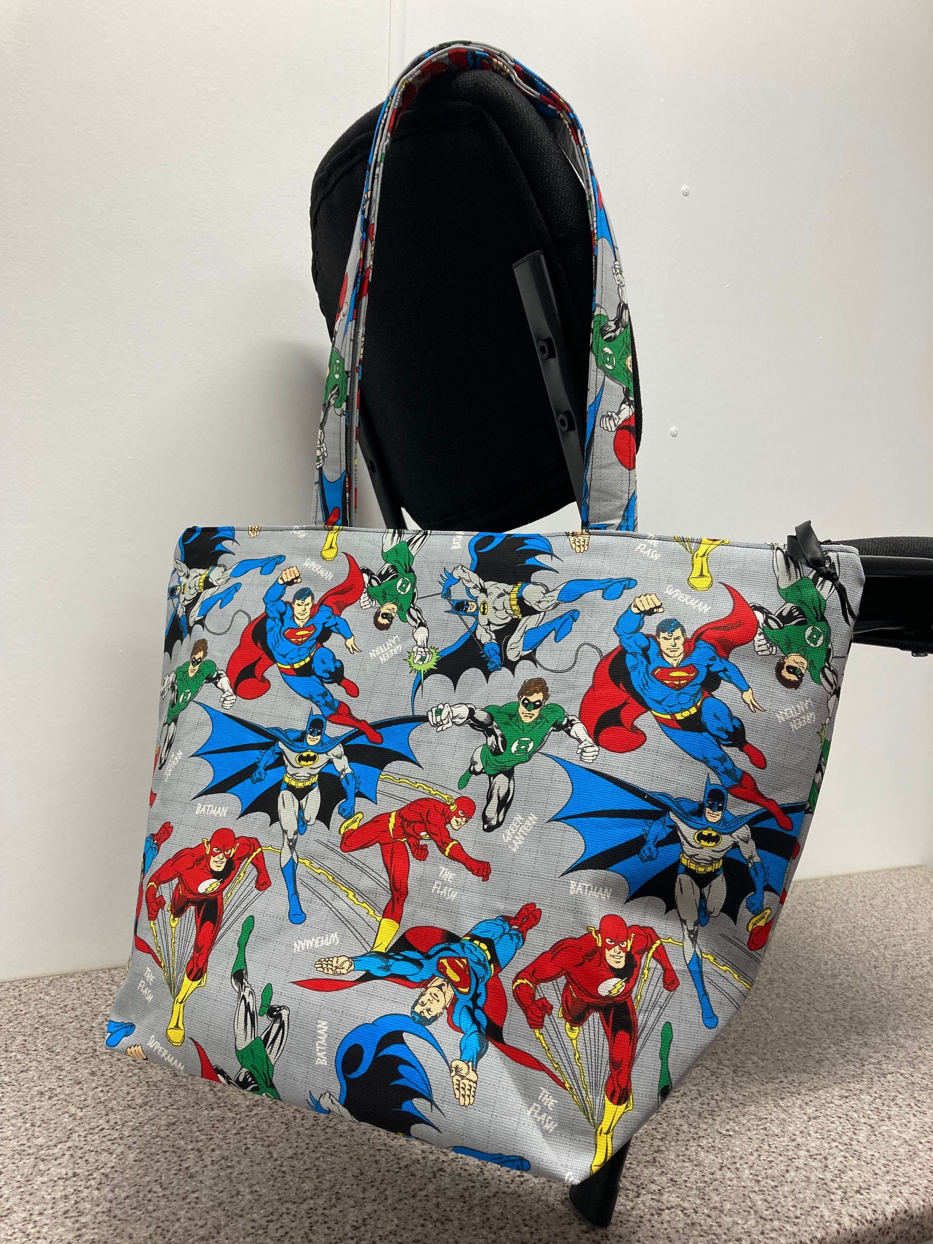 Large Tote Bag with Zip - Marvel
