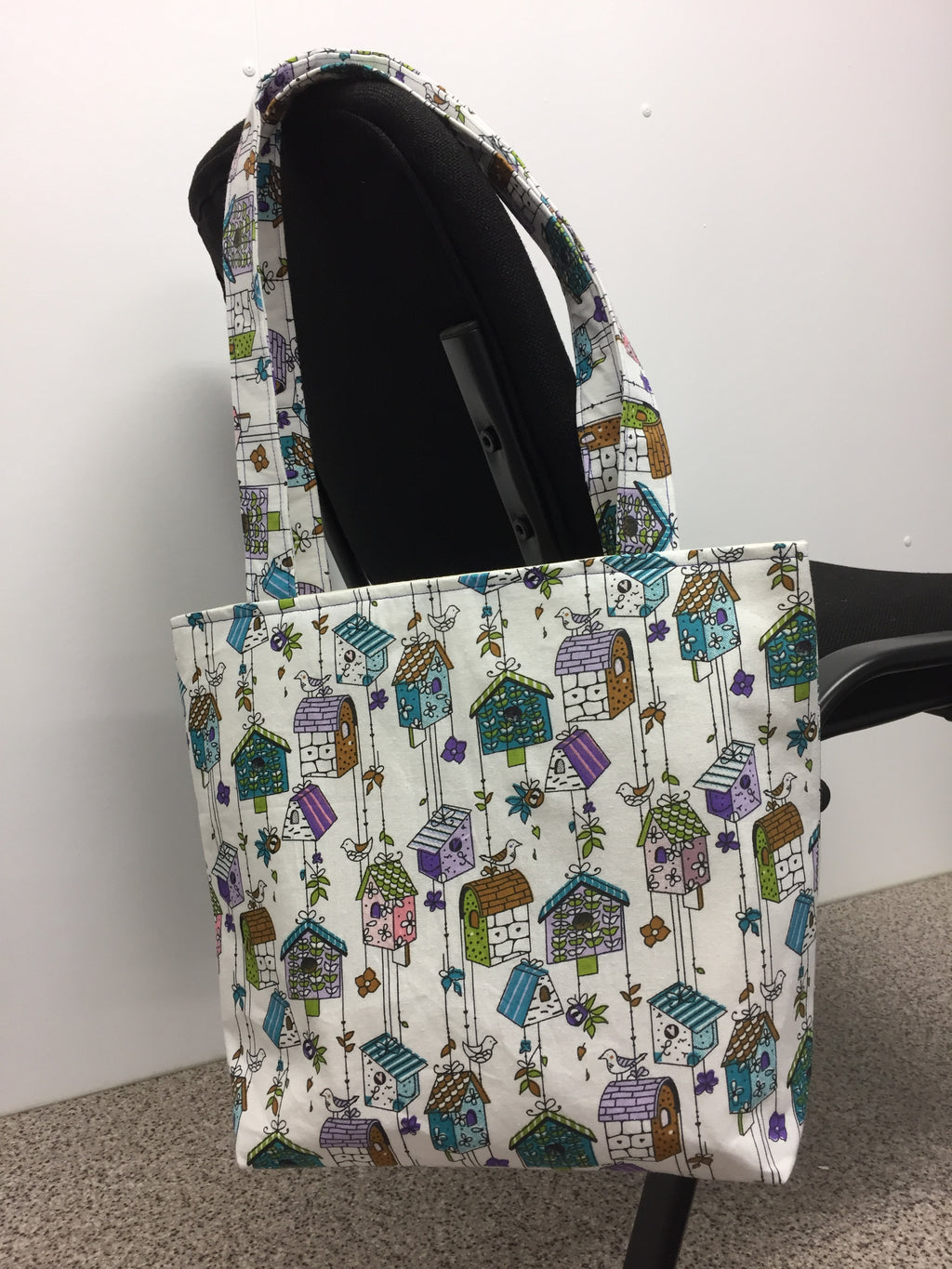 Medium Tote Bag - Bird Houses
