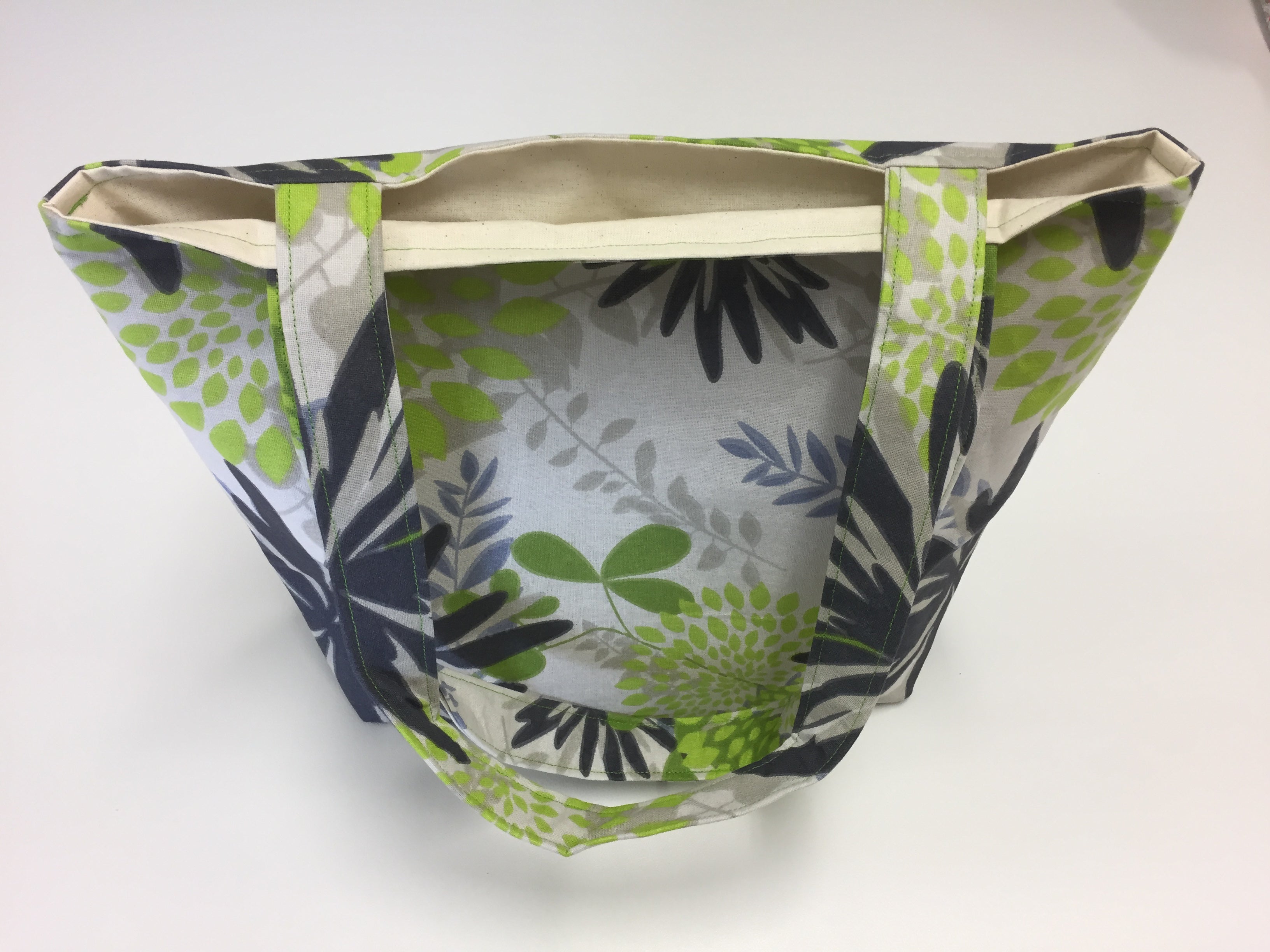 Medium Tote Bag - Lime Grey Flowers
