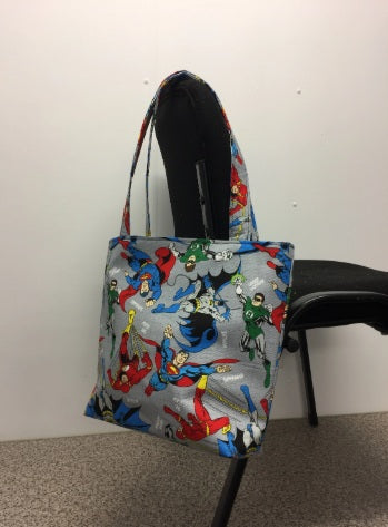 Medium Tote Bag - Marvel