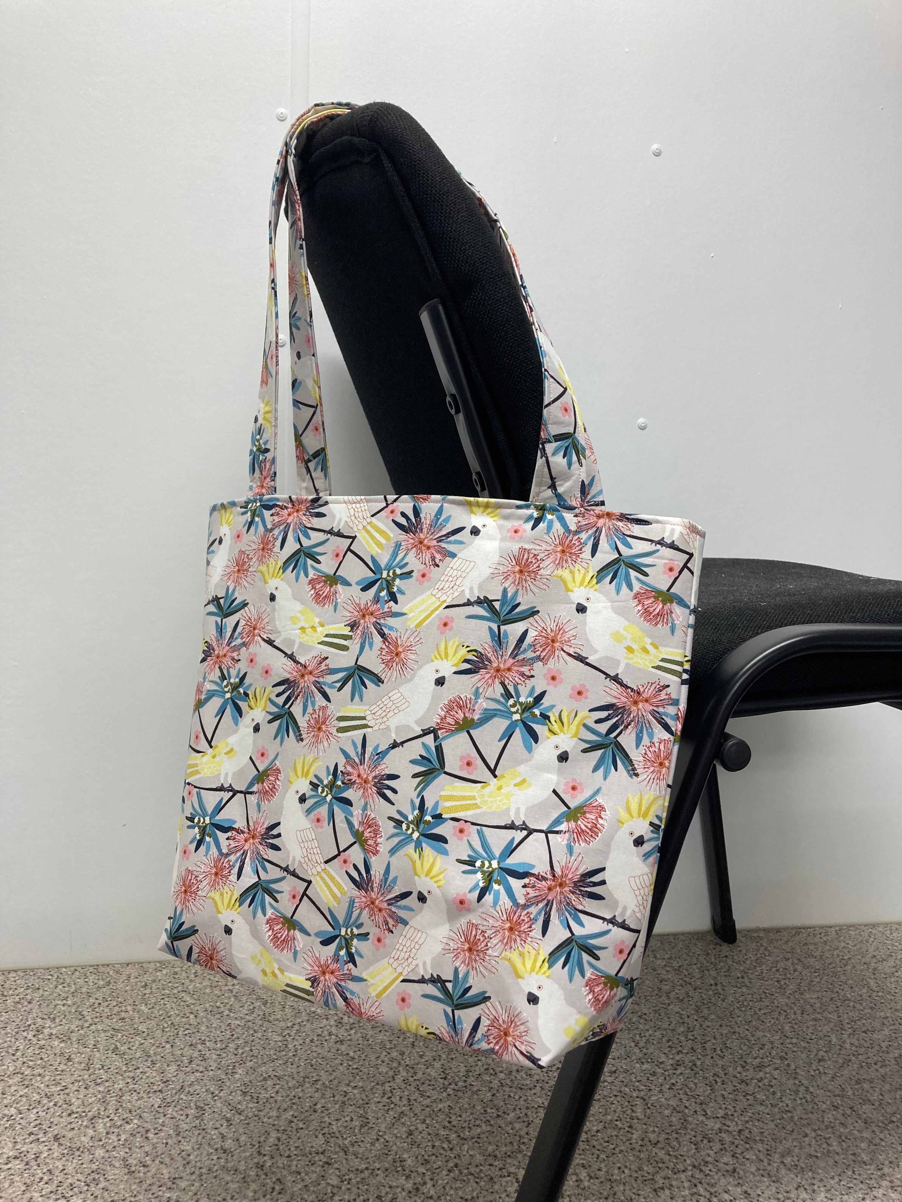 Medium Tote Bag - White Cockatoo