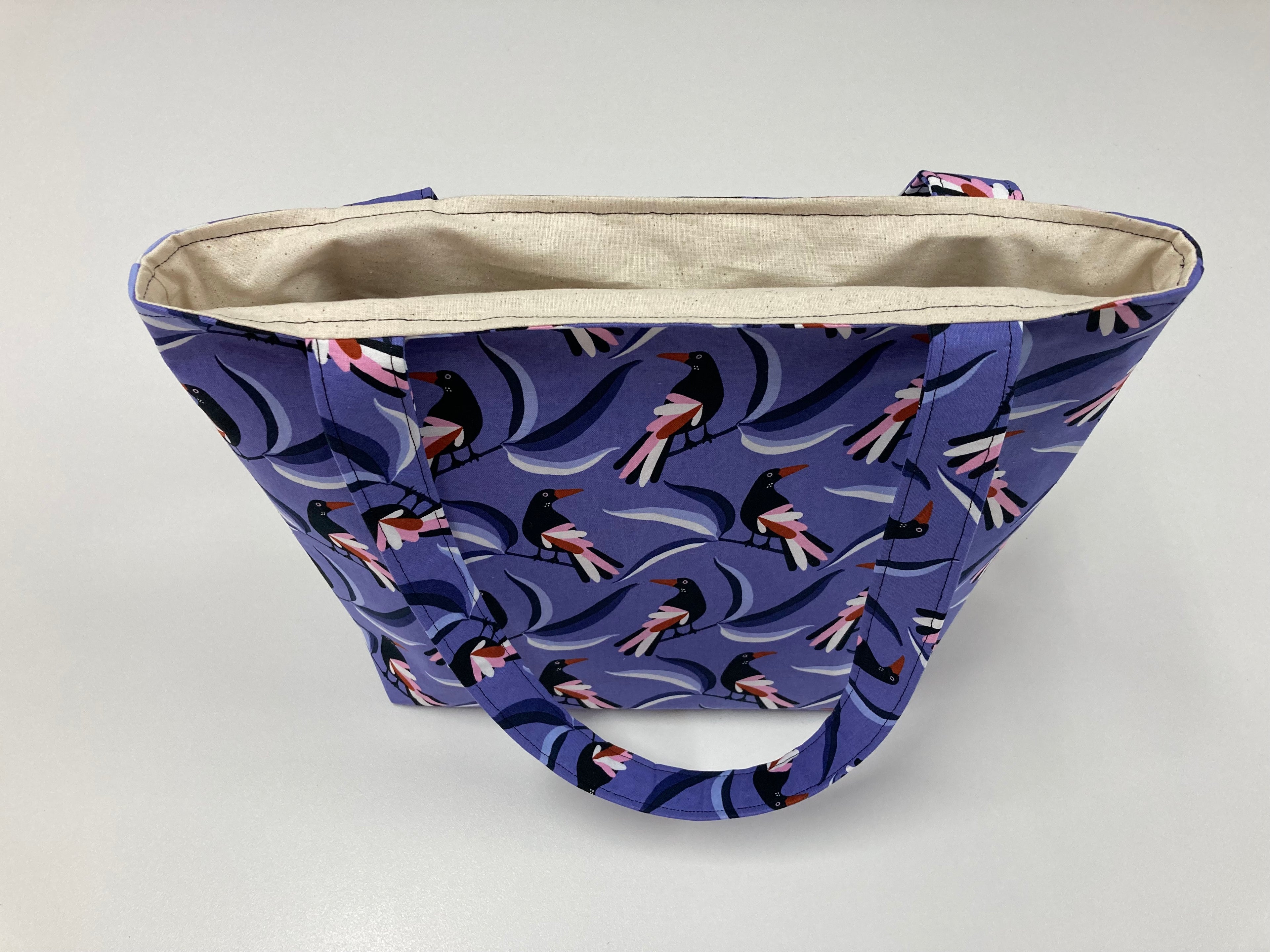 Medium Tote Bag - Magpie