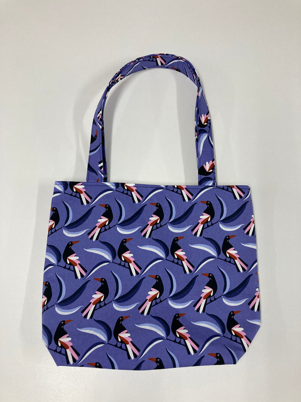 Medium Tote Bag - Magpie