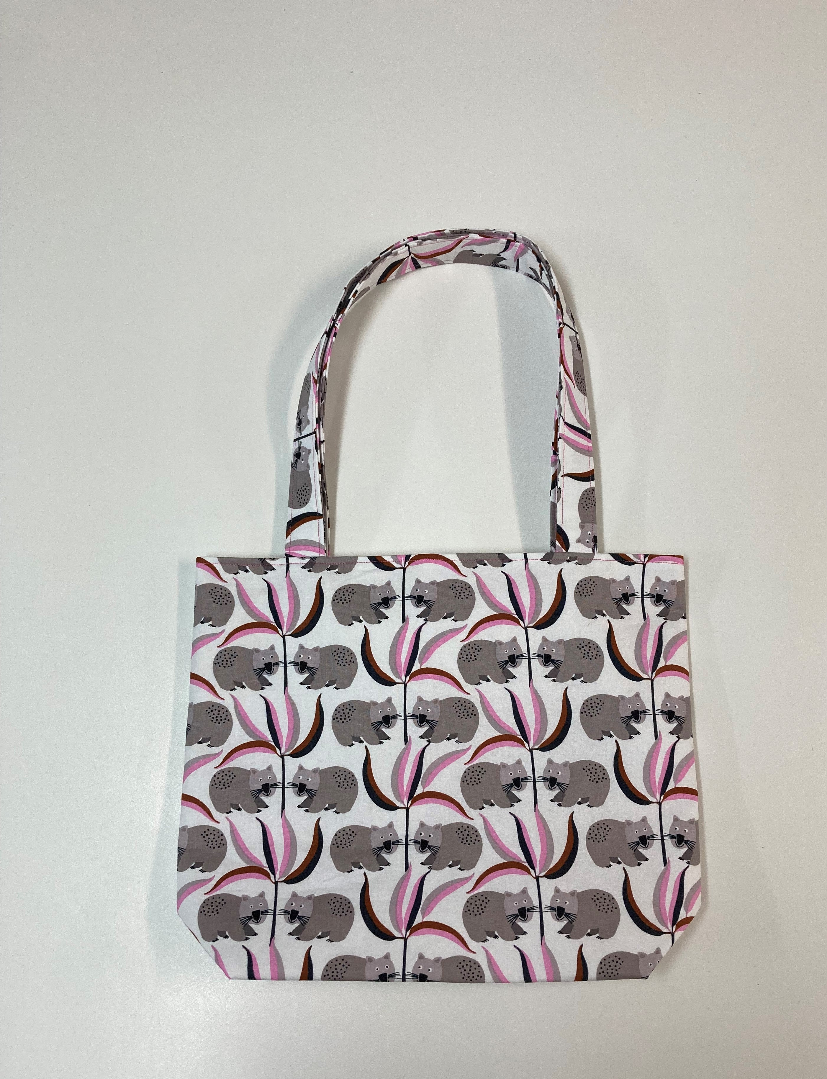 Medium Tote Bag - Wombat