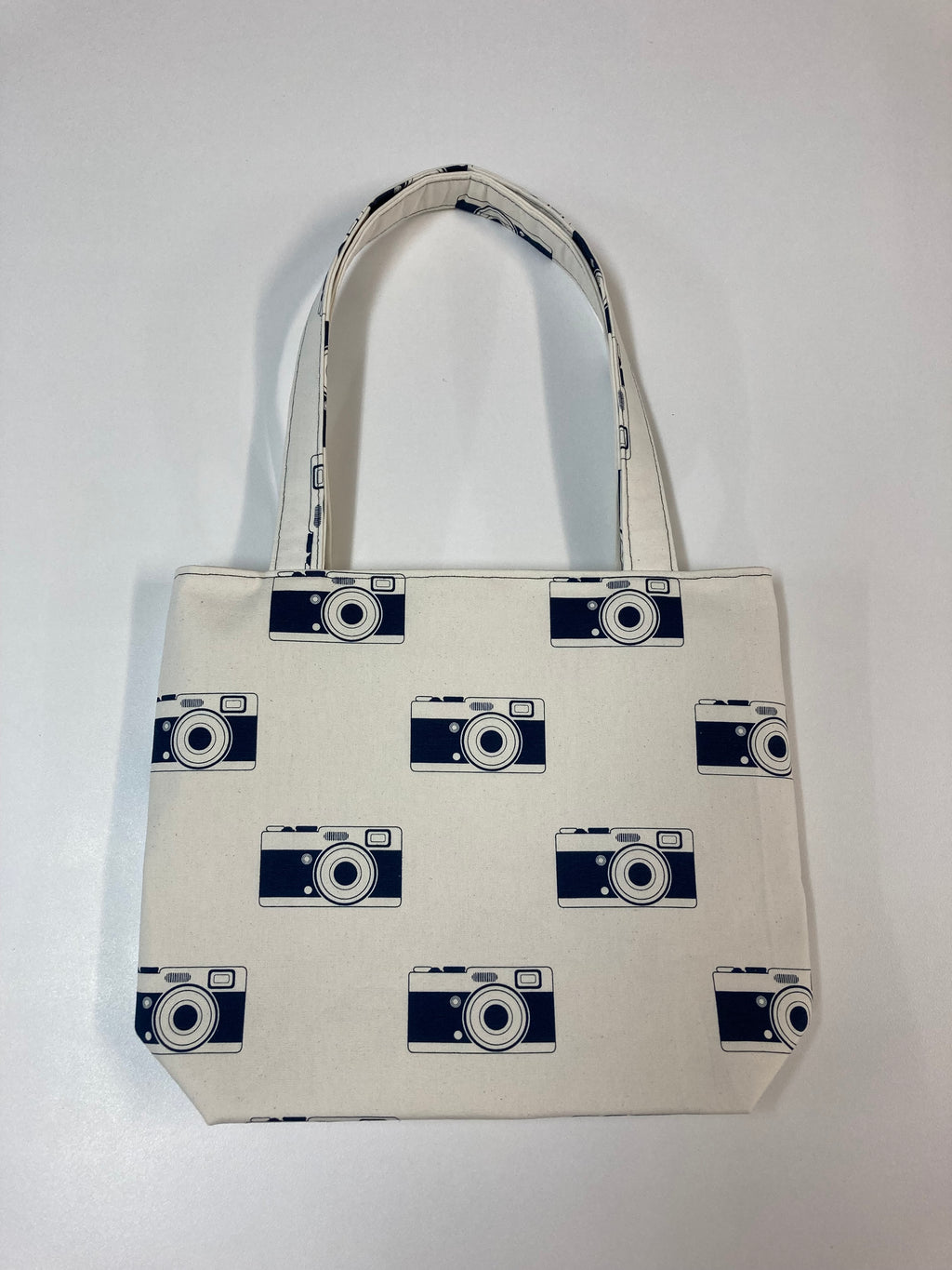Medium Tote Bag - Cameras