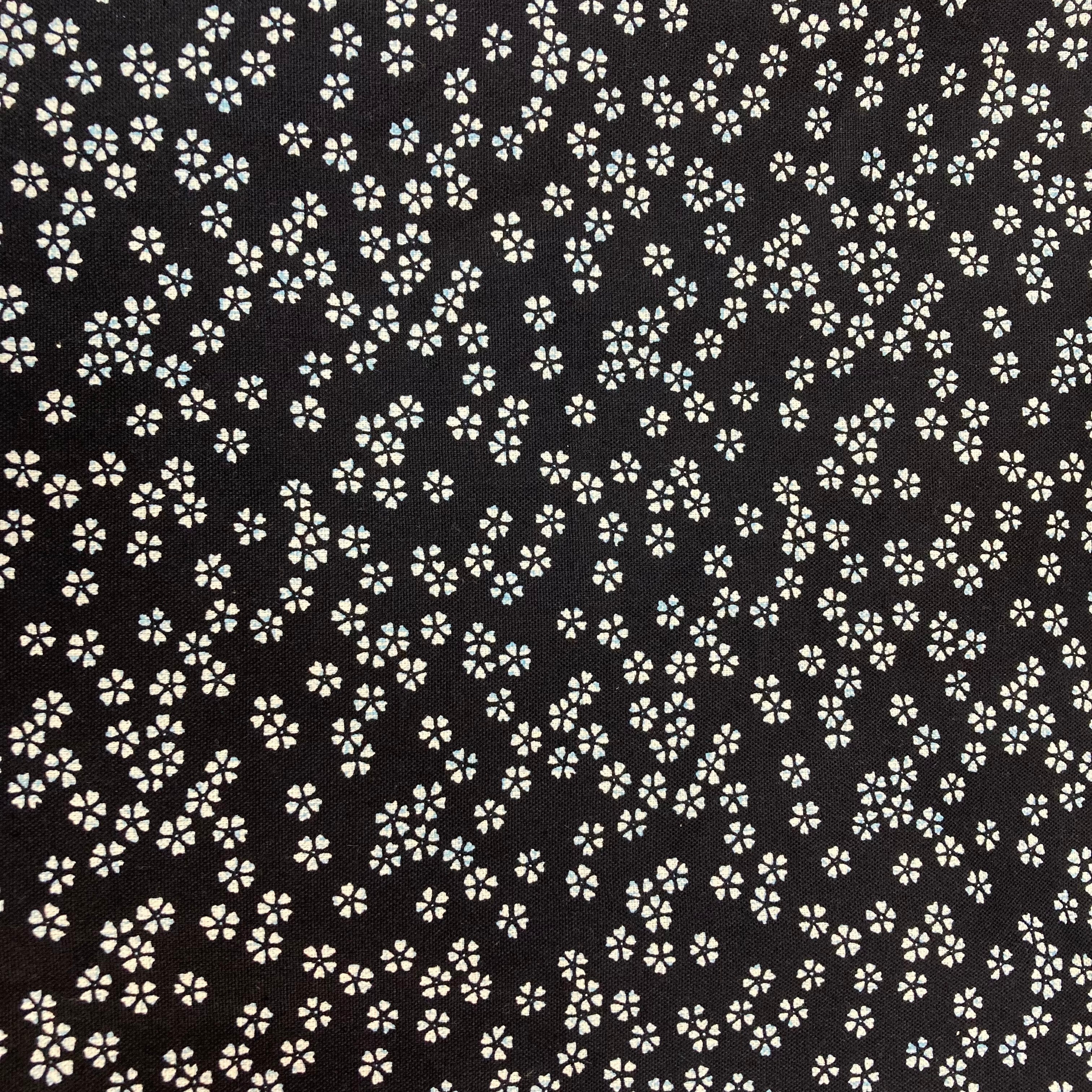 Medium Tote Bag - White Flowers on Ink