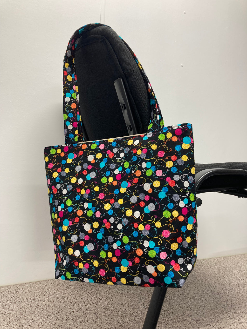 Medium Tote Bag - Little Yarn Balls