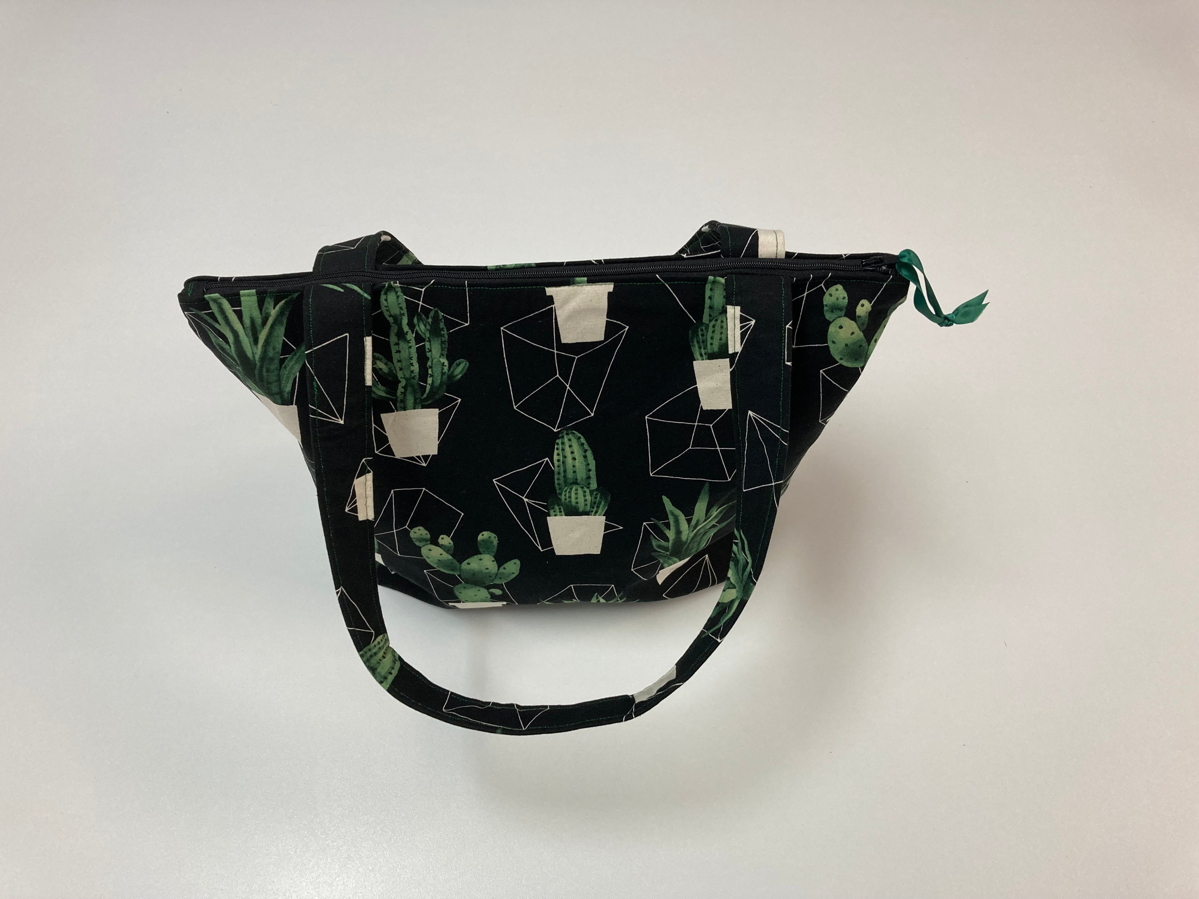 Medium Tote Bag with Zip - Cactus