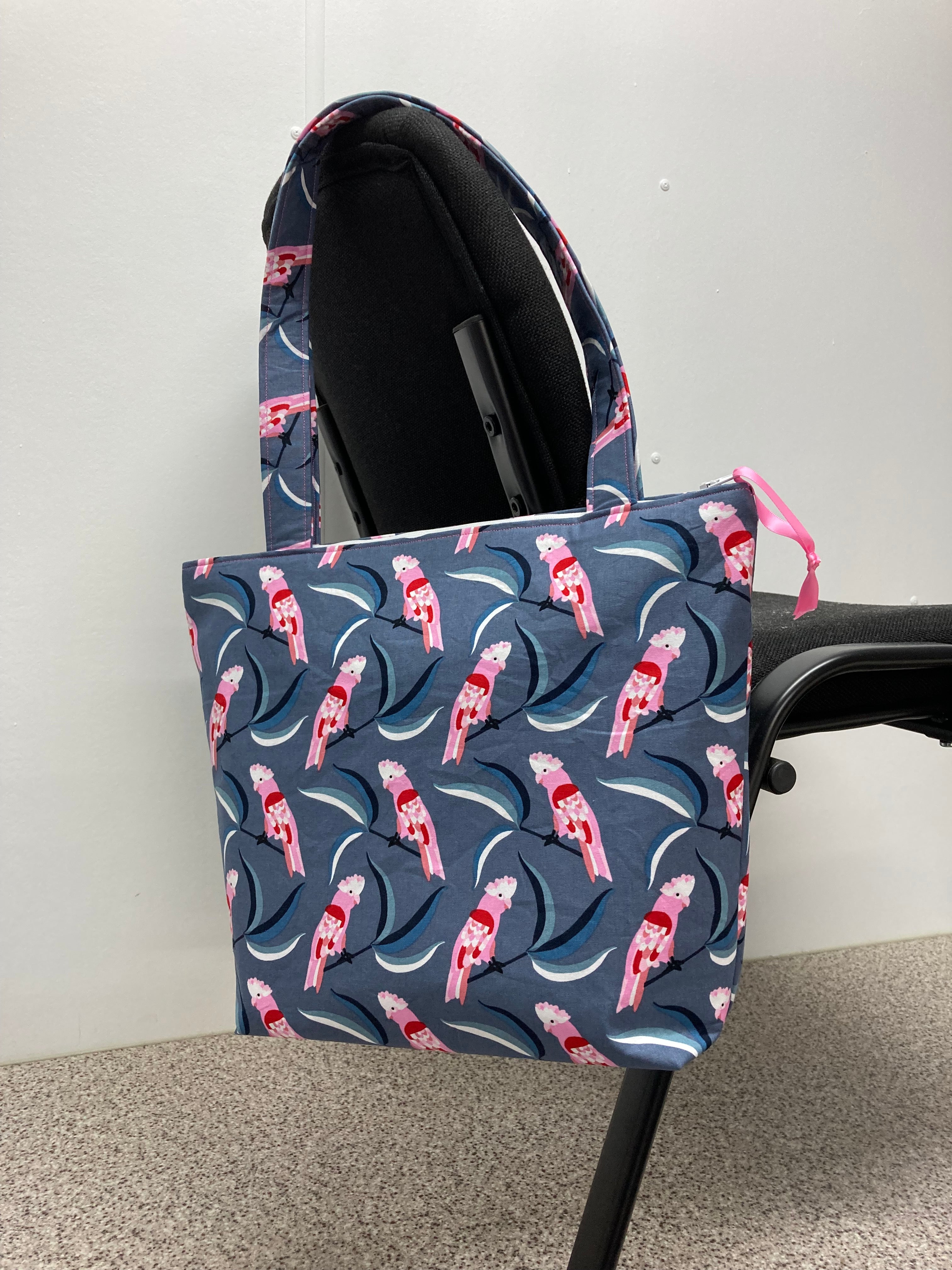 Medium Tote Bag with Zip - Galahs