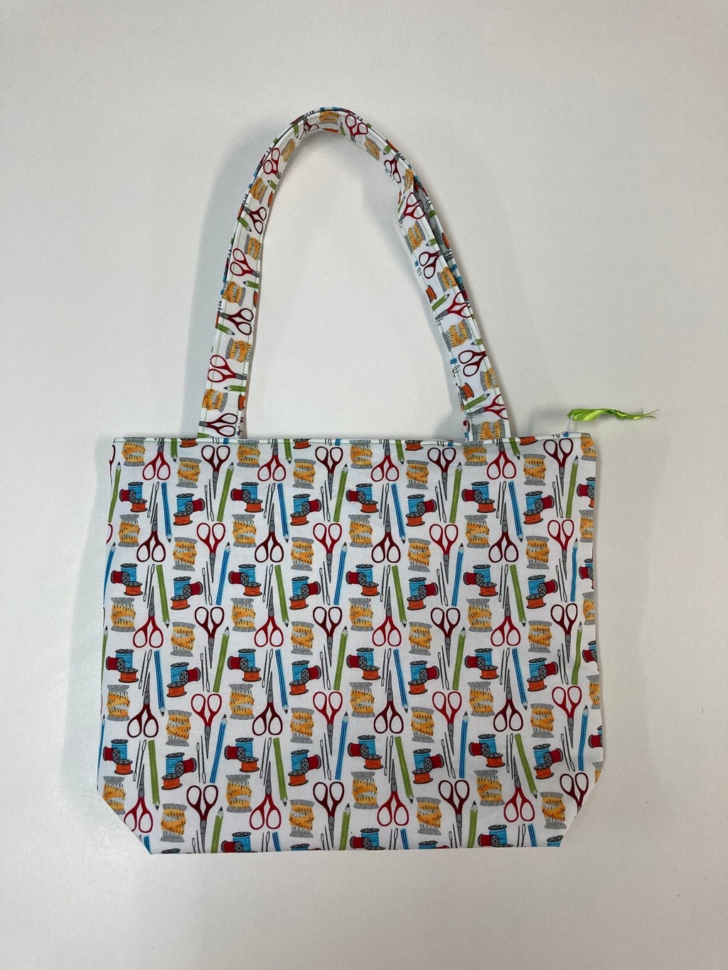Medium Tote Bag with Zip - Sewing
