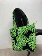 Medium Tote Bag with Zip - Leaves on Black