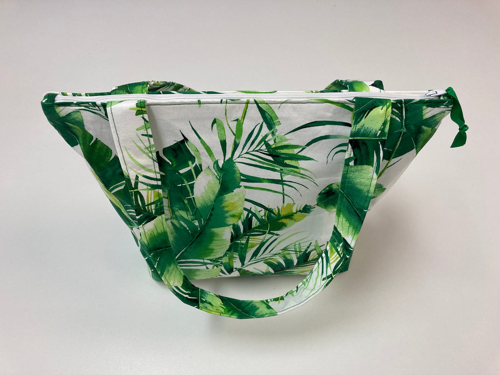 Medium Tote Bag with Zip - Tropical Leaves on White