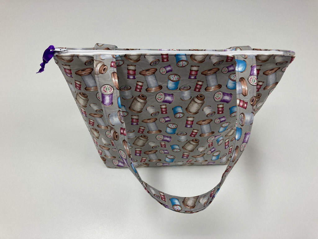 Medium Tote Bag with Zip - Sew Vintage
