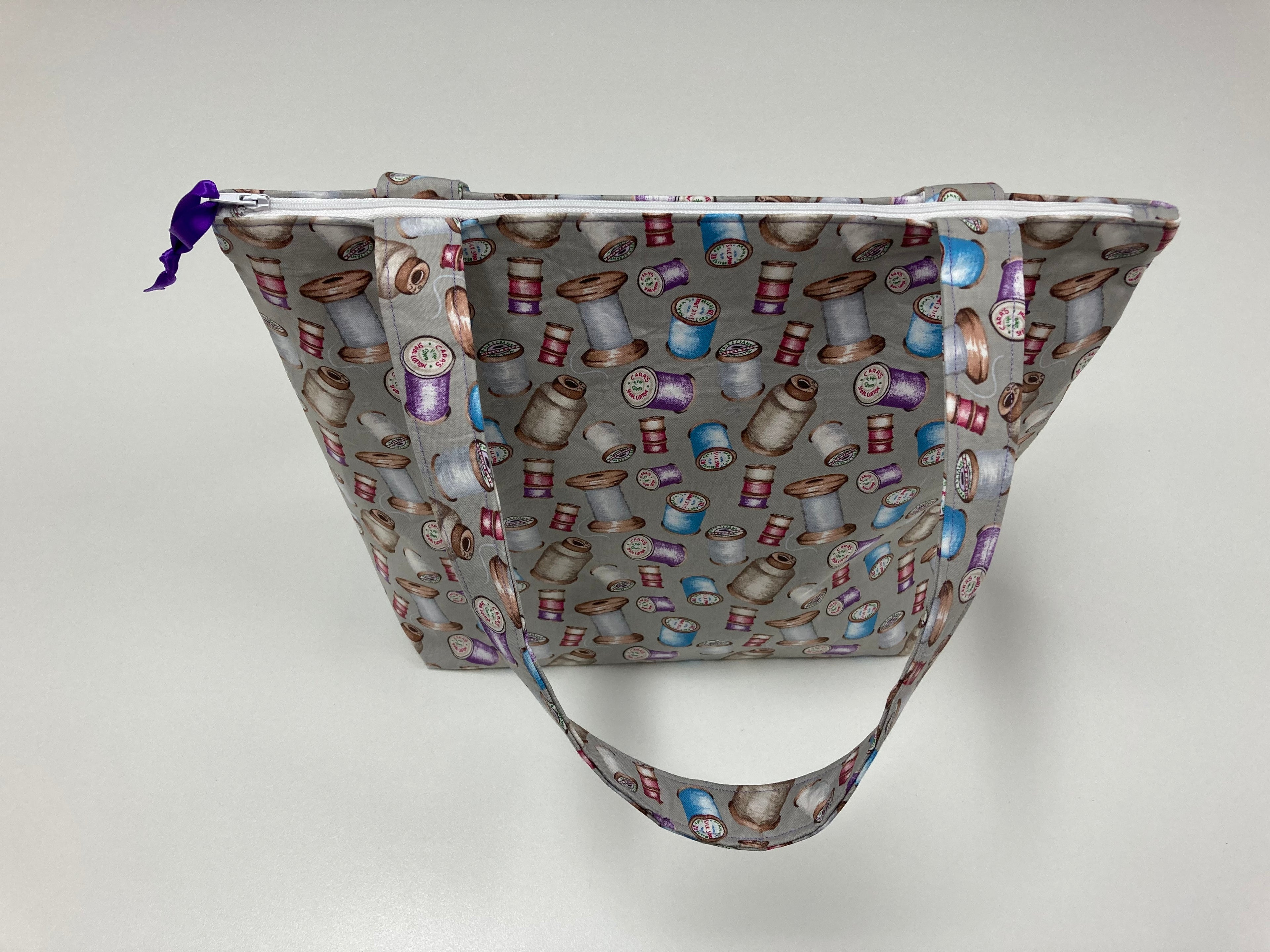 Medium Tote Bag with Zip - Sew Vintage