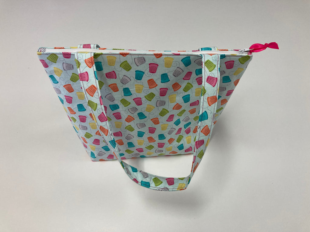 Medium Tote Bag with Zip - Thimbles