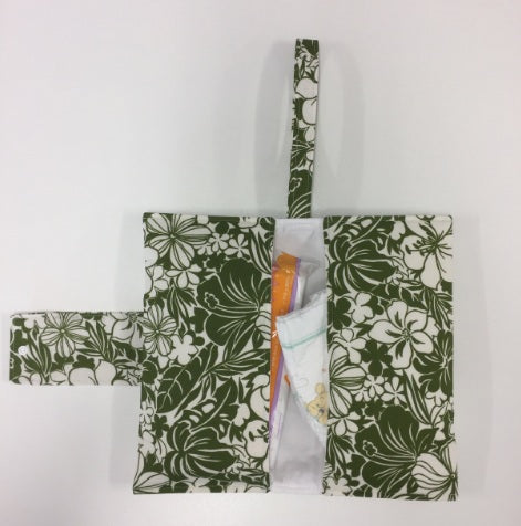 Nappy Wallet – Green Hibiscus