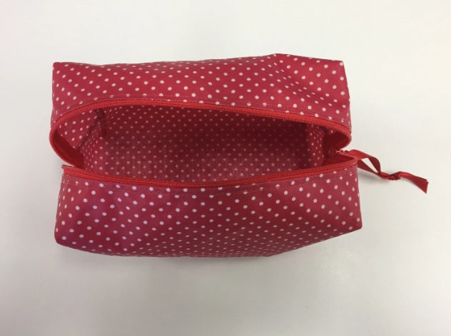 Wash Bag - Boxed - Red Spot