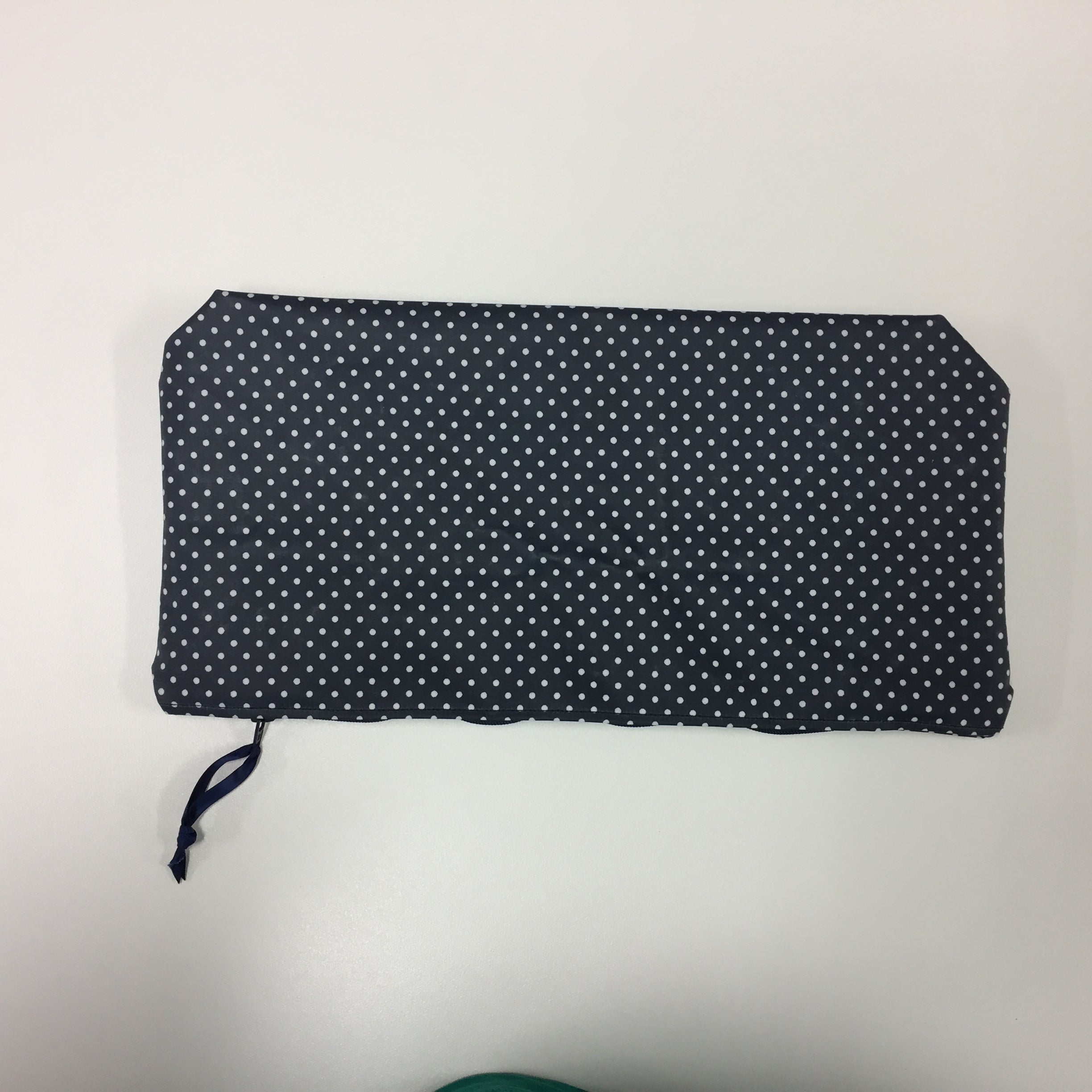 Wash Bag - Large - Navy Spot
