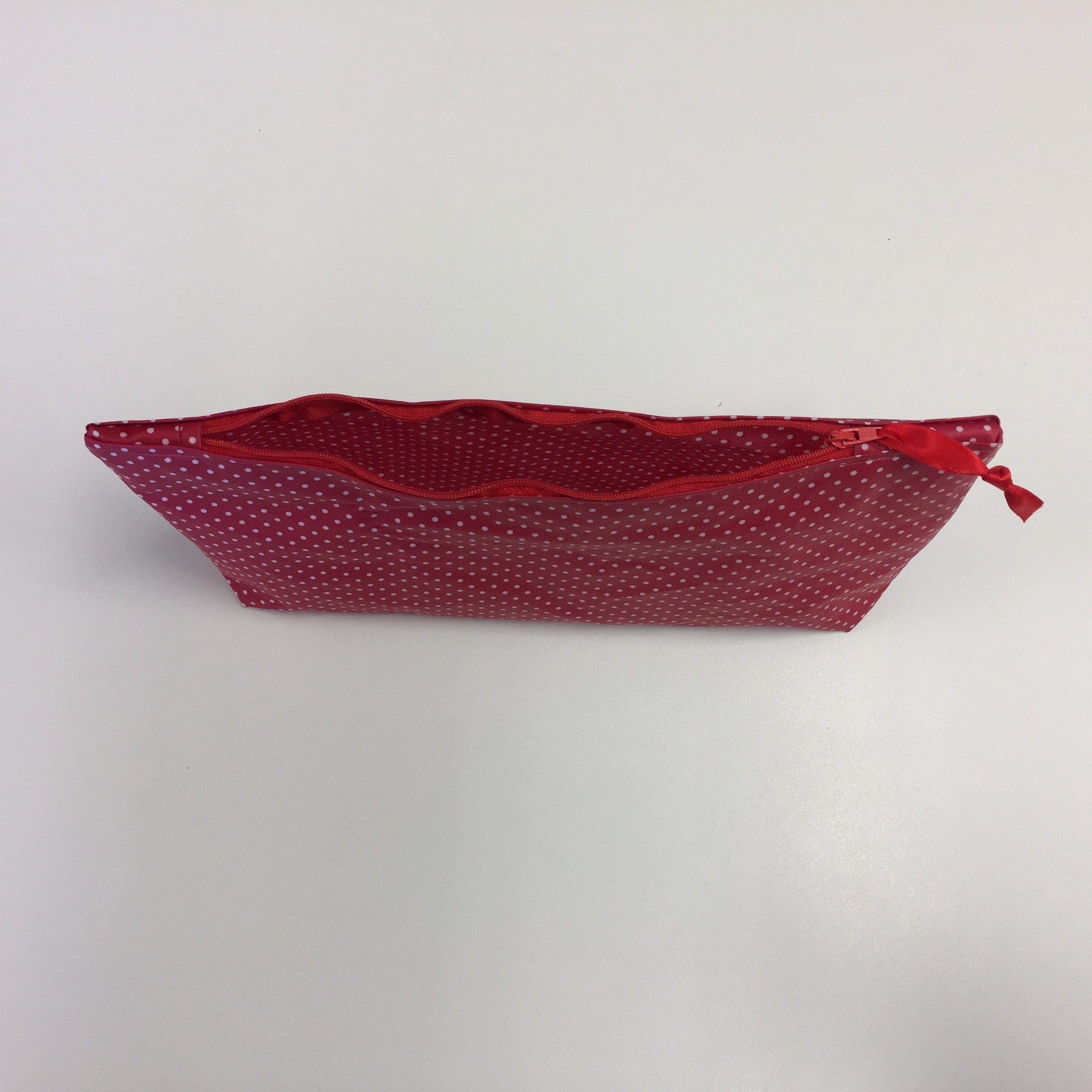 Wash Bag - Large - Red Spot
