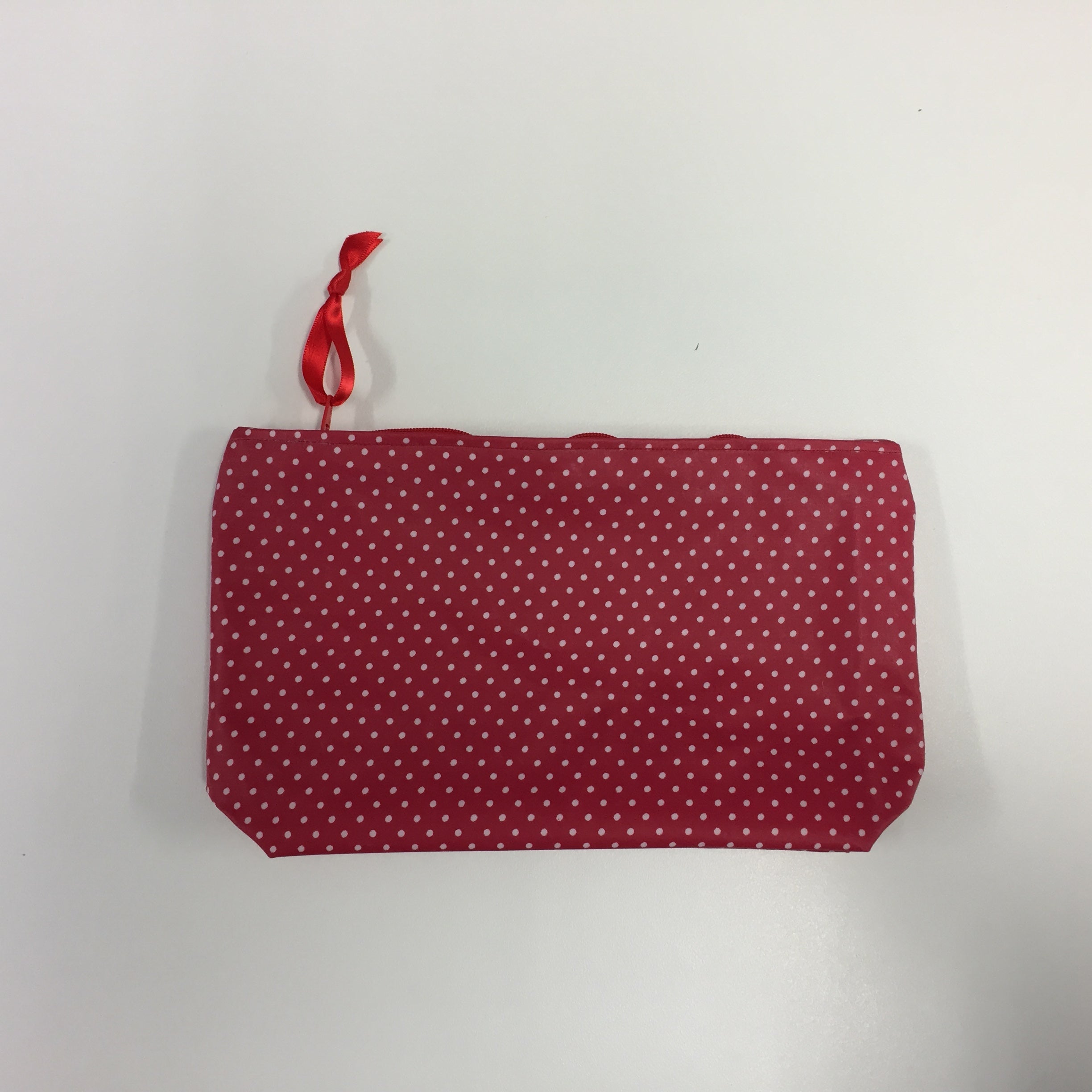 Wash Bag - Medium - Red Spot