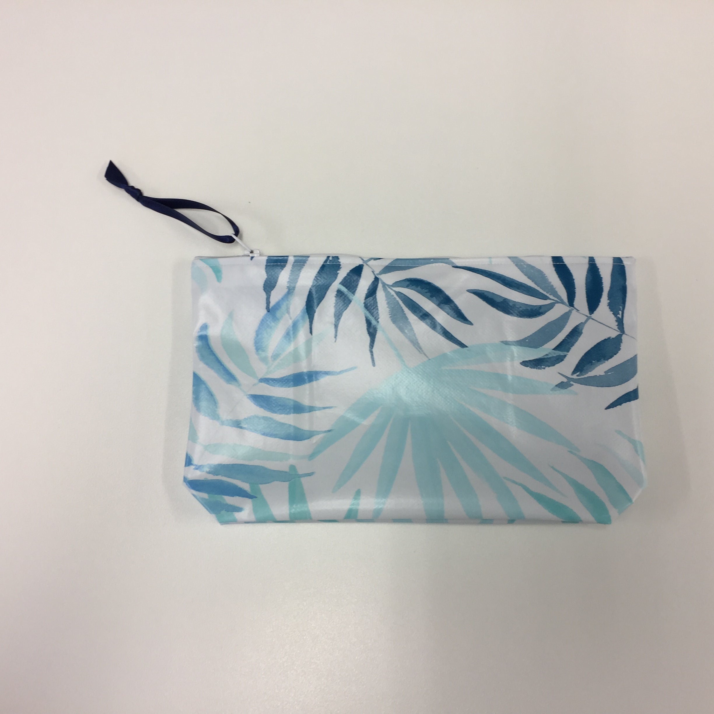 Wash Bag - Medium - Blue Ferns