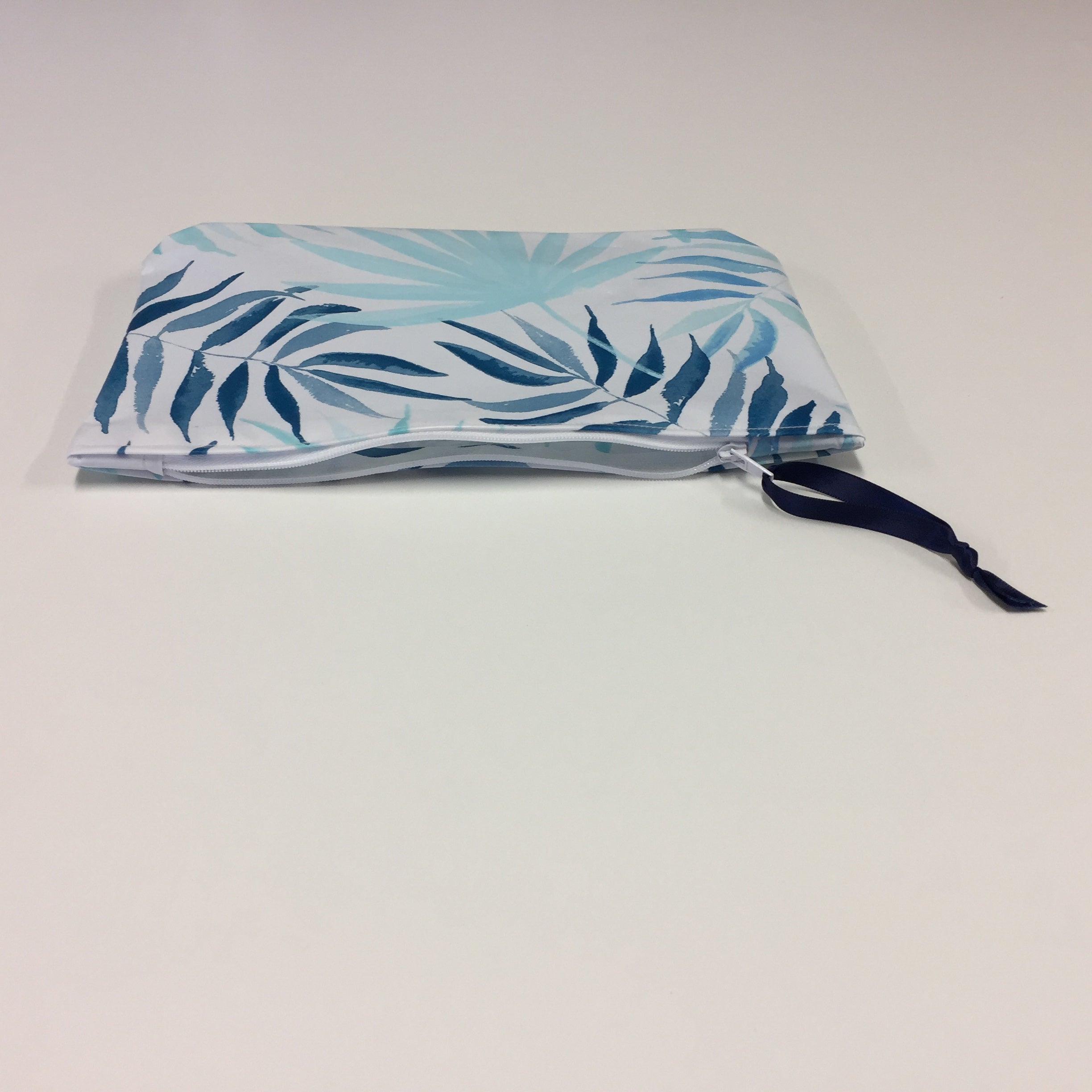 Wash Bag - Medium - Blue Ferns