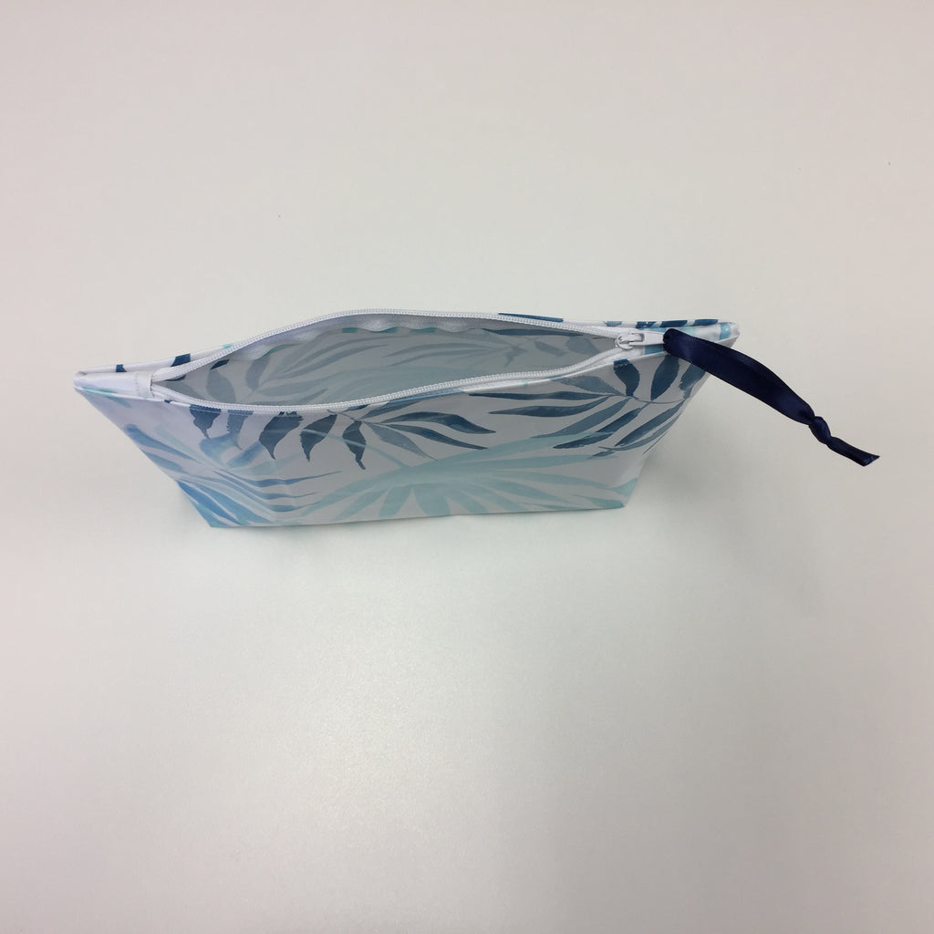 Wash Bag - Medium - Blue Ferns