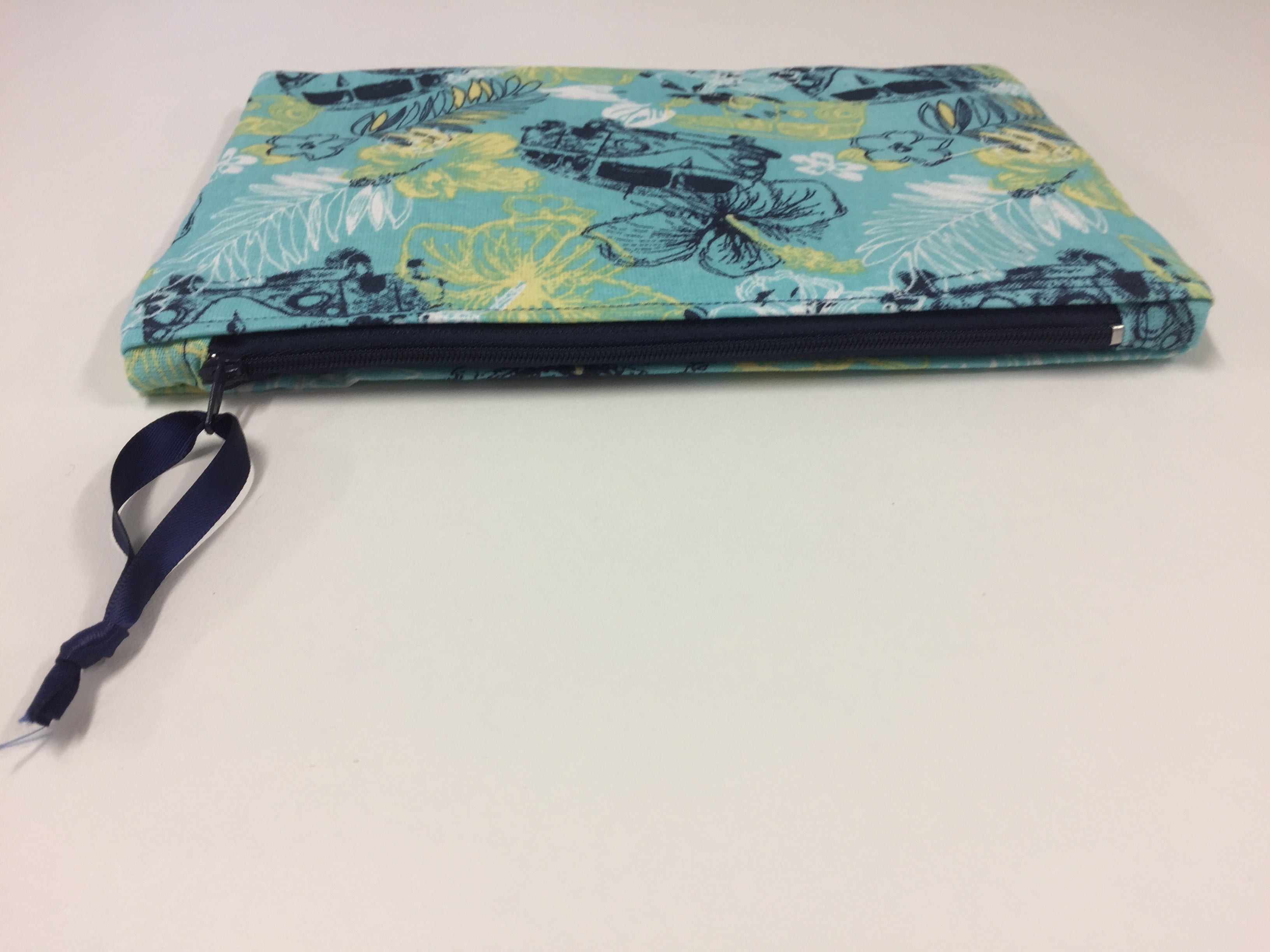 Zip Clutch - Hibiscus Combi Blue