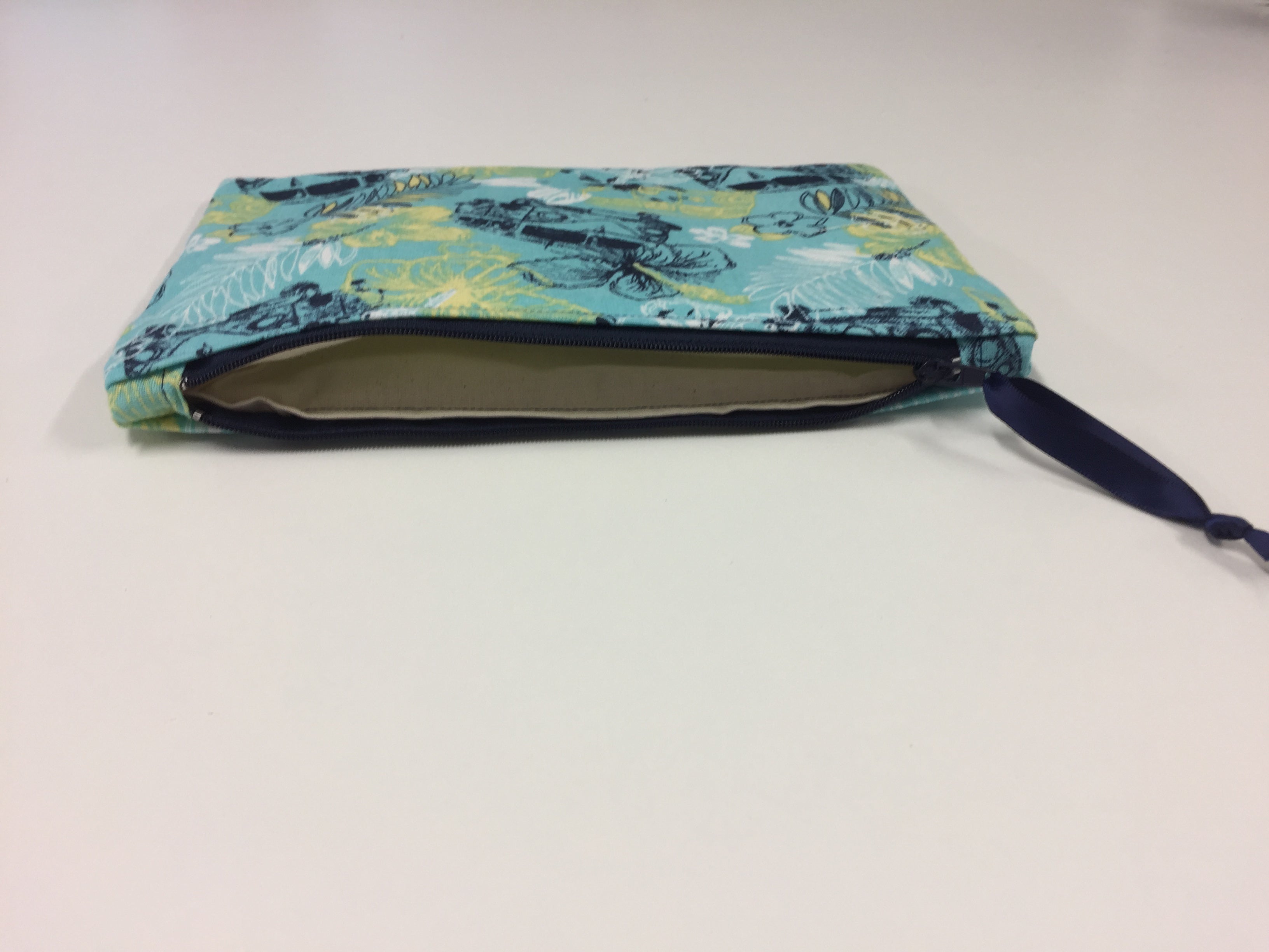 Zip Clutch - Hibiscus Combi Blue
