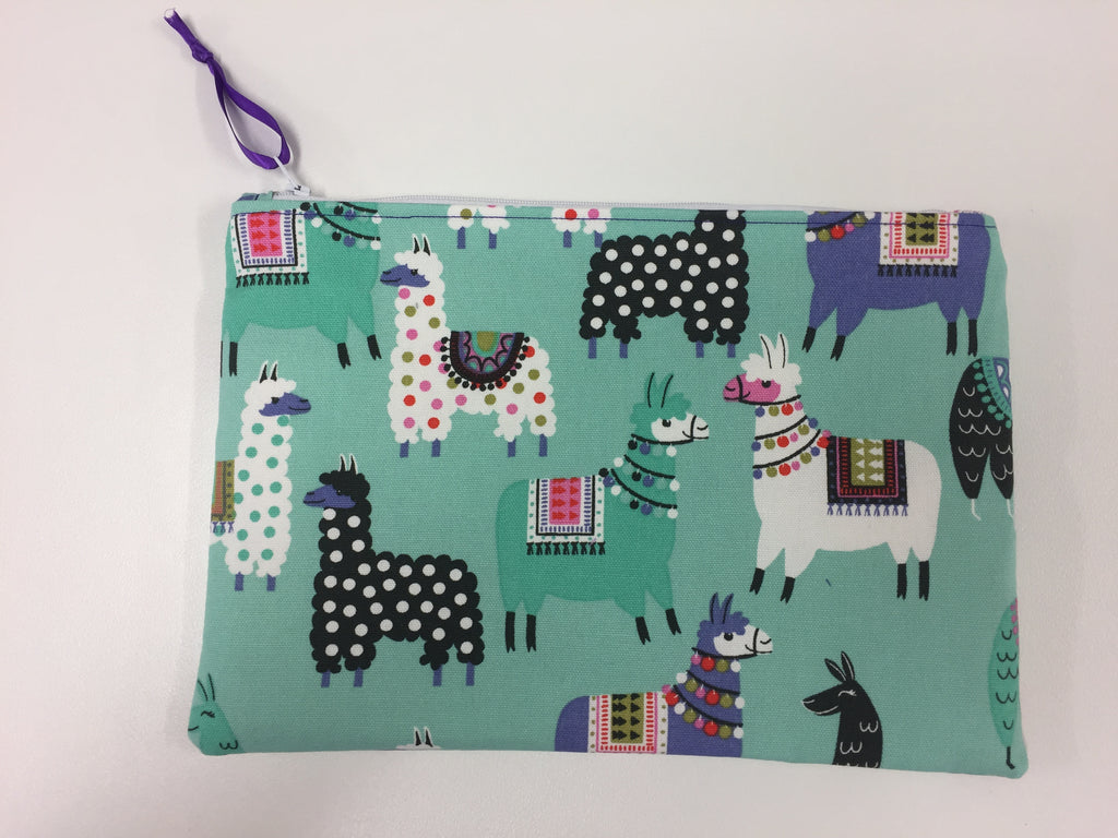 Zip Clutch - Llamas