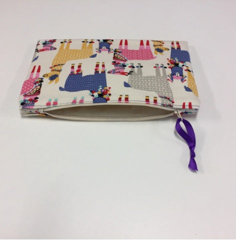 Zip Clutch - Llamas Cream