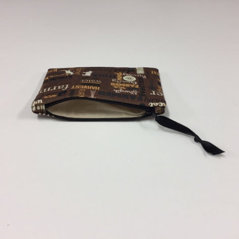Zip Clutch - Farmers Fighting Spirit - Words