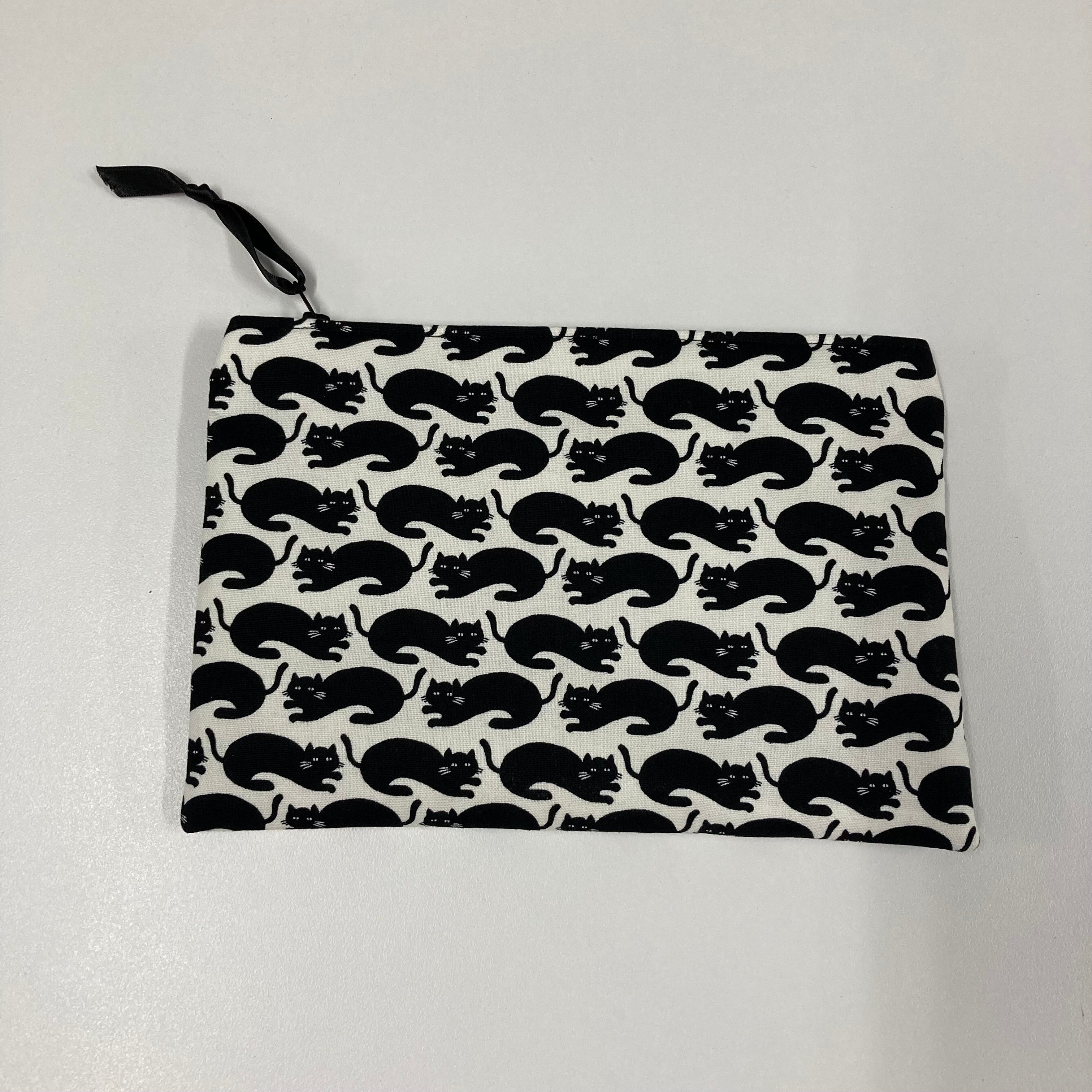 Zip Clutch - Black Cats on White