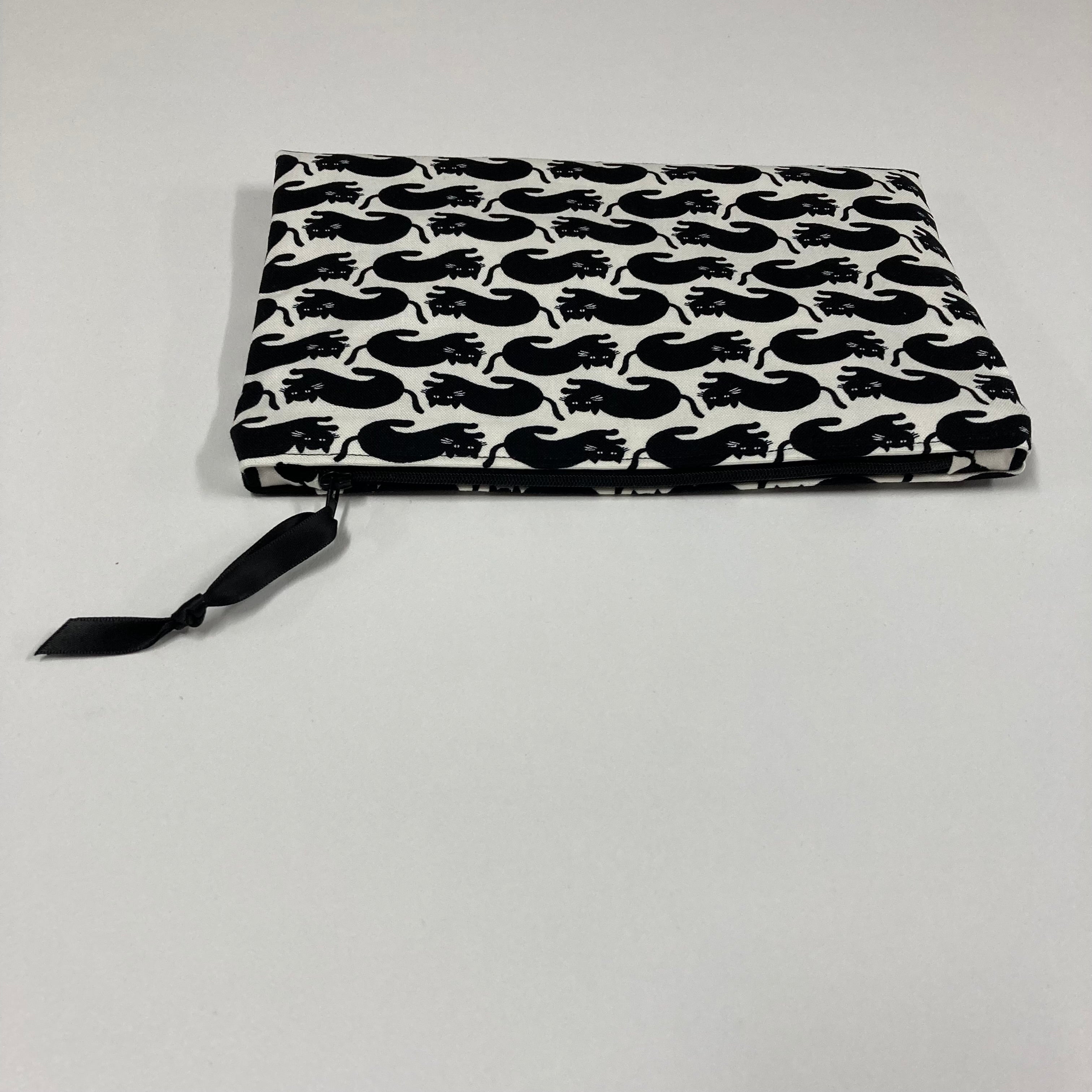 Zip Clutch - Black Cats on White