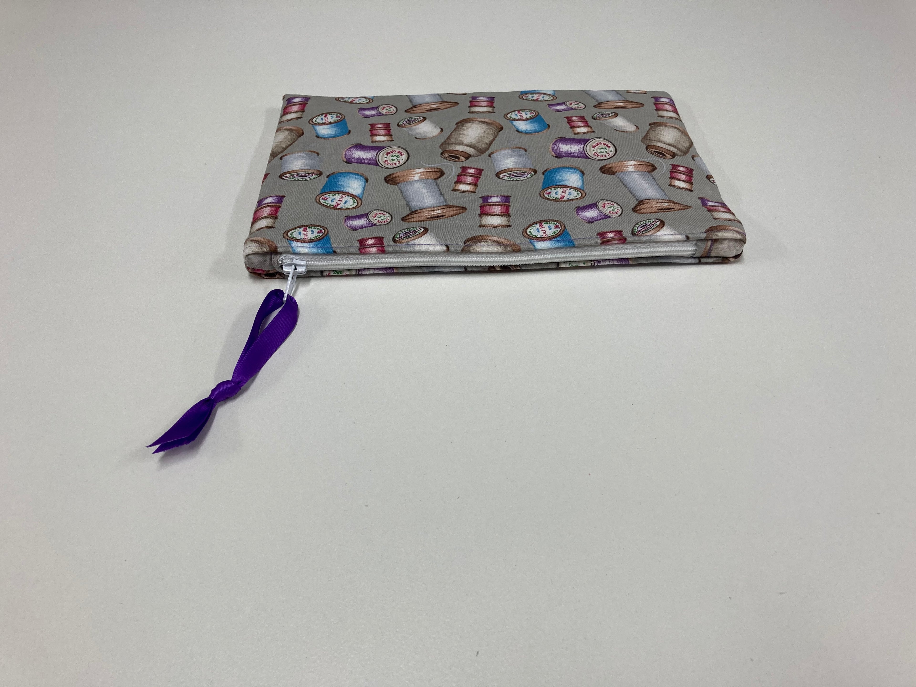 Zip Clutch - Sew Vintage