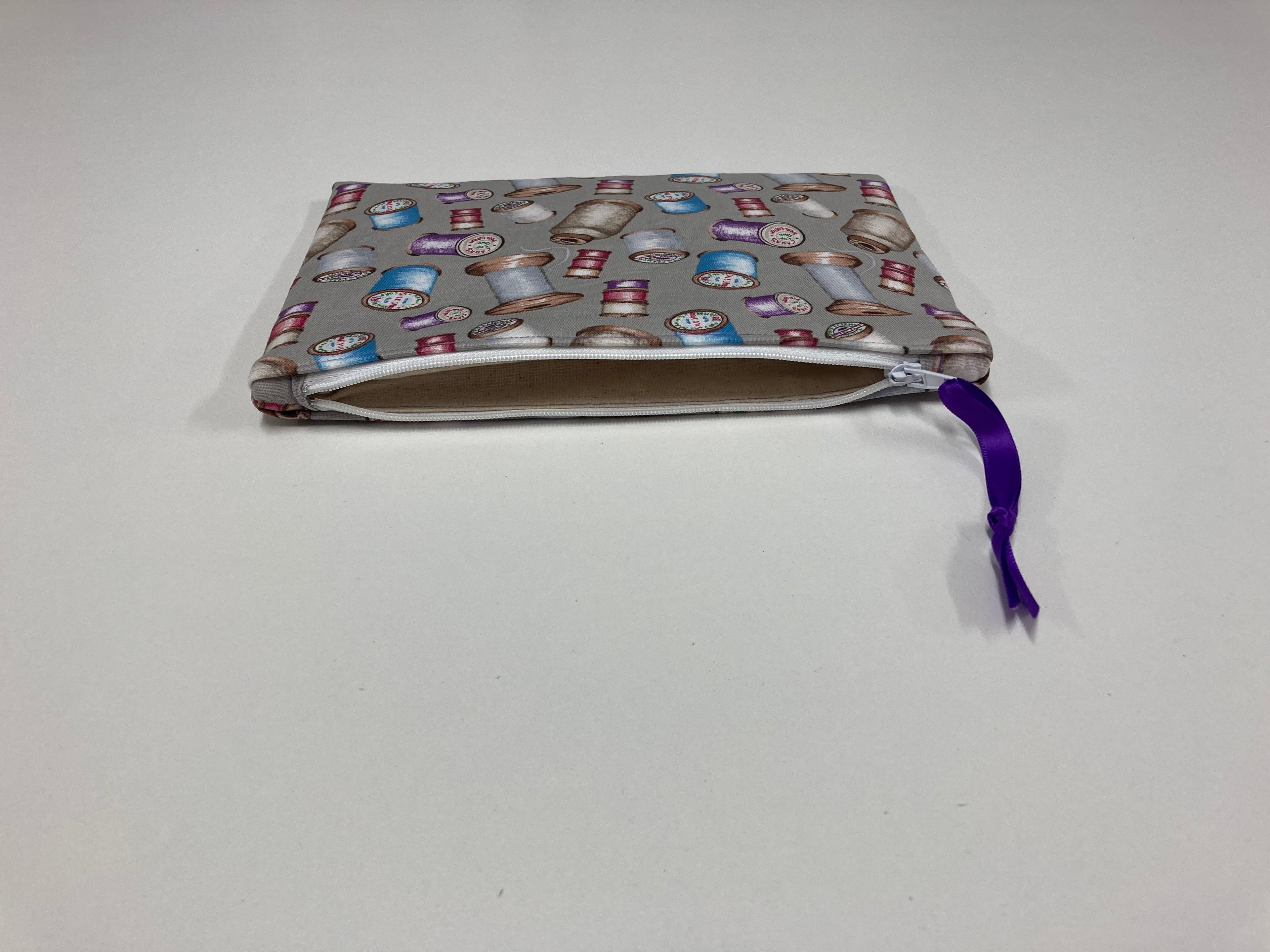 Zip Clutch - Sew Vintage