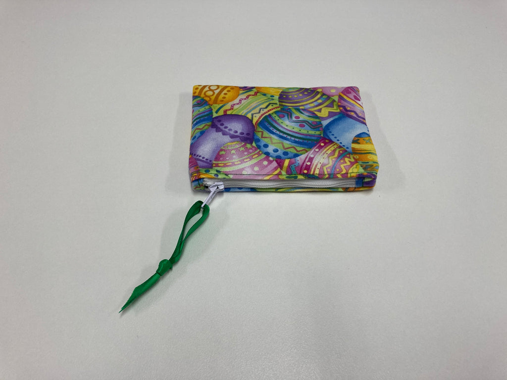 Zip Clutch / Purse / Bag / Pouch - Easter Eggs - Green Gingham