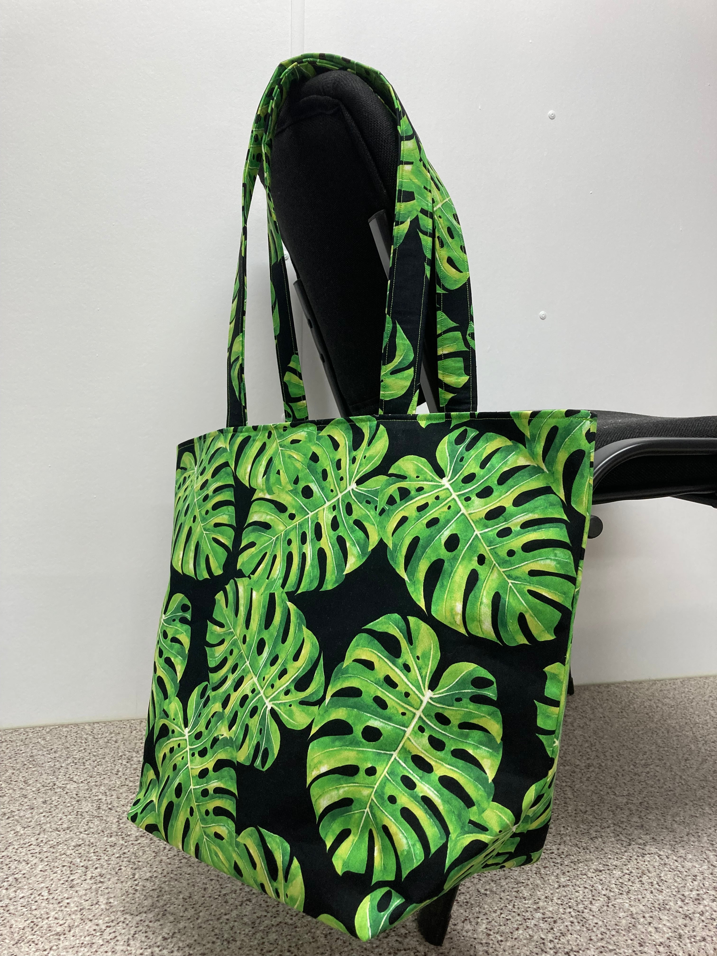 Large Tote Bag – Leaves on Black